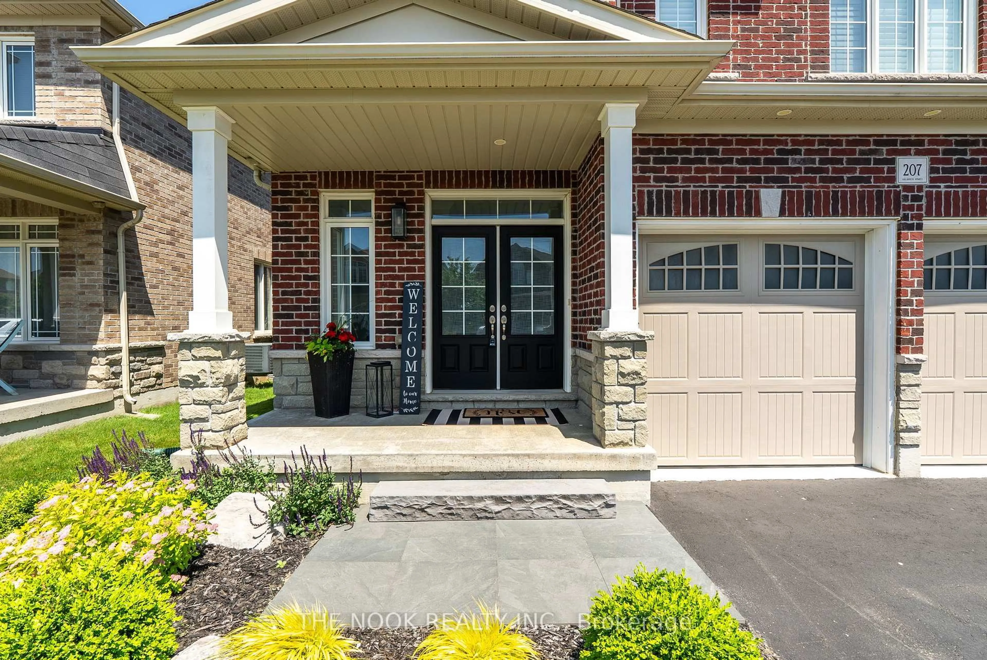 Home with brick exterior material, street for 207 Crombie St, Clarington Ontario L1C 0T8