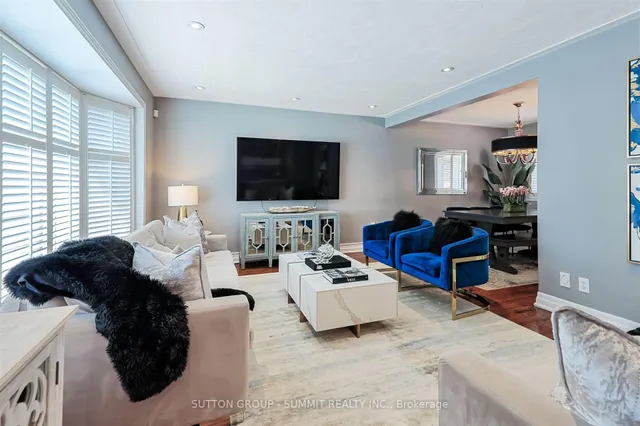 Additional image 33 of 40 ROBERTSFIELD Cres