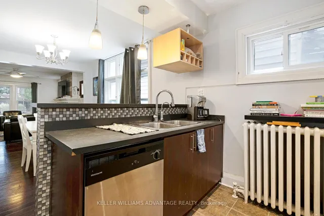 Additional image 15 of 585 Woodbine Ave