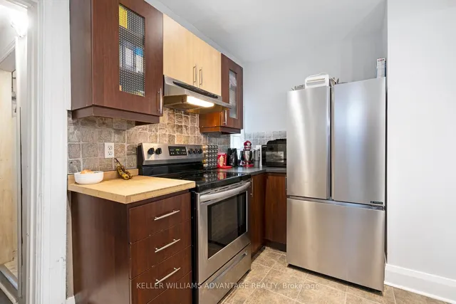 Additional image 14 of 585 Woodbine Ave