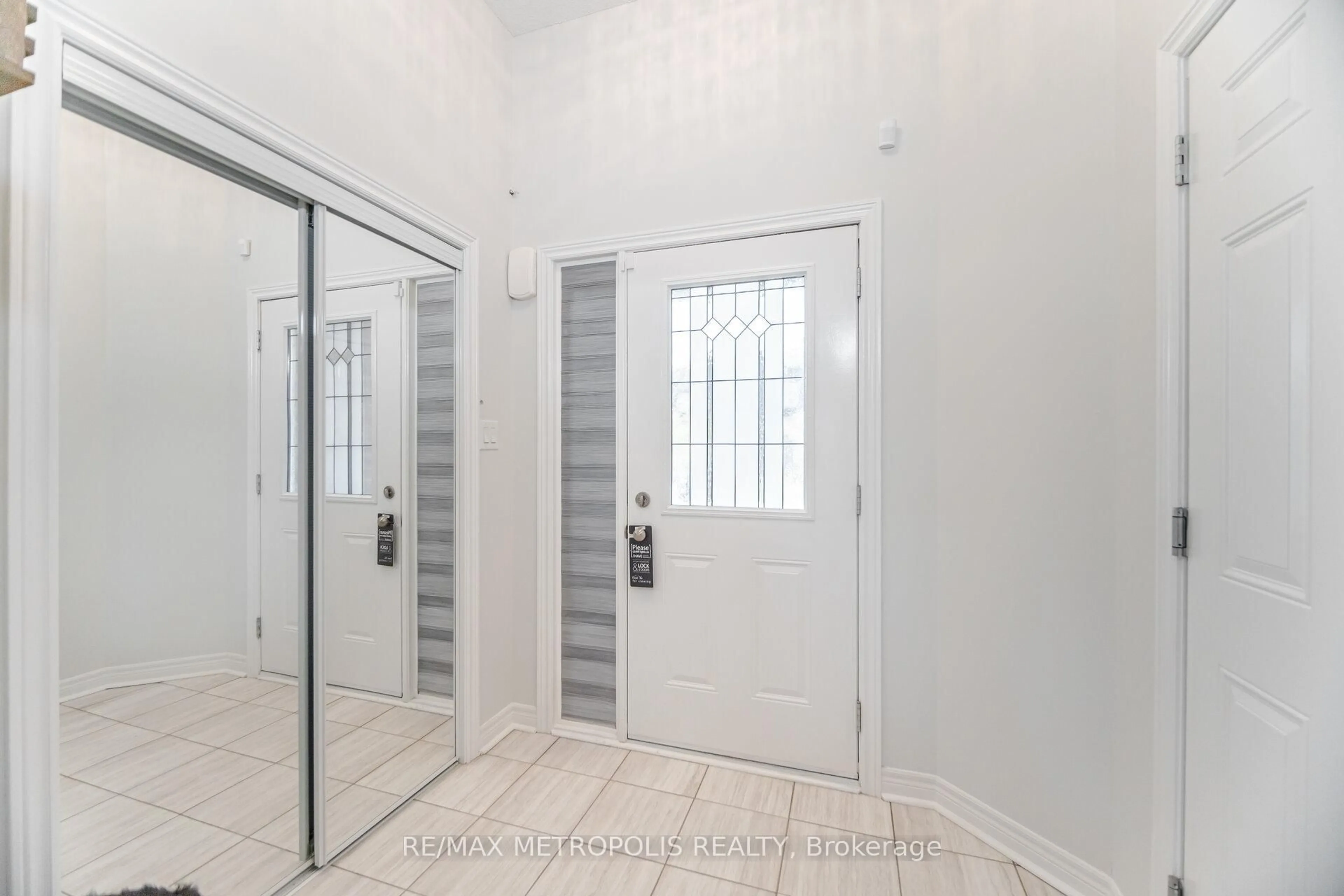 Unknown for 37 Jevons Dr, Ajax Ontario L1Z 0T5