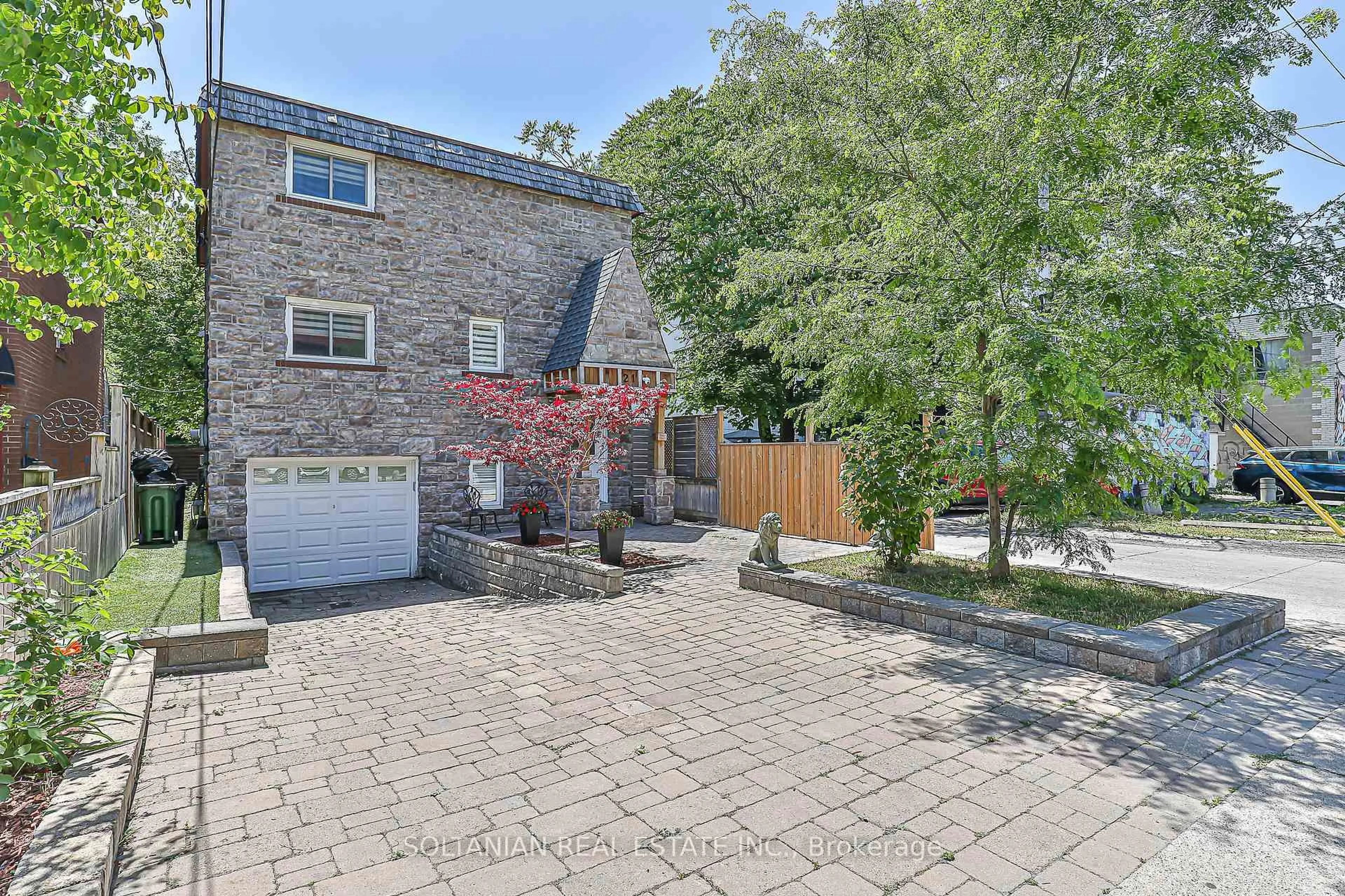 Unknown for 21 Pretoria Ave, Toronto Ontario M4K 1T2