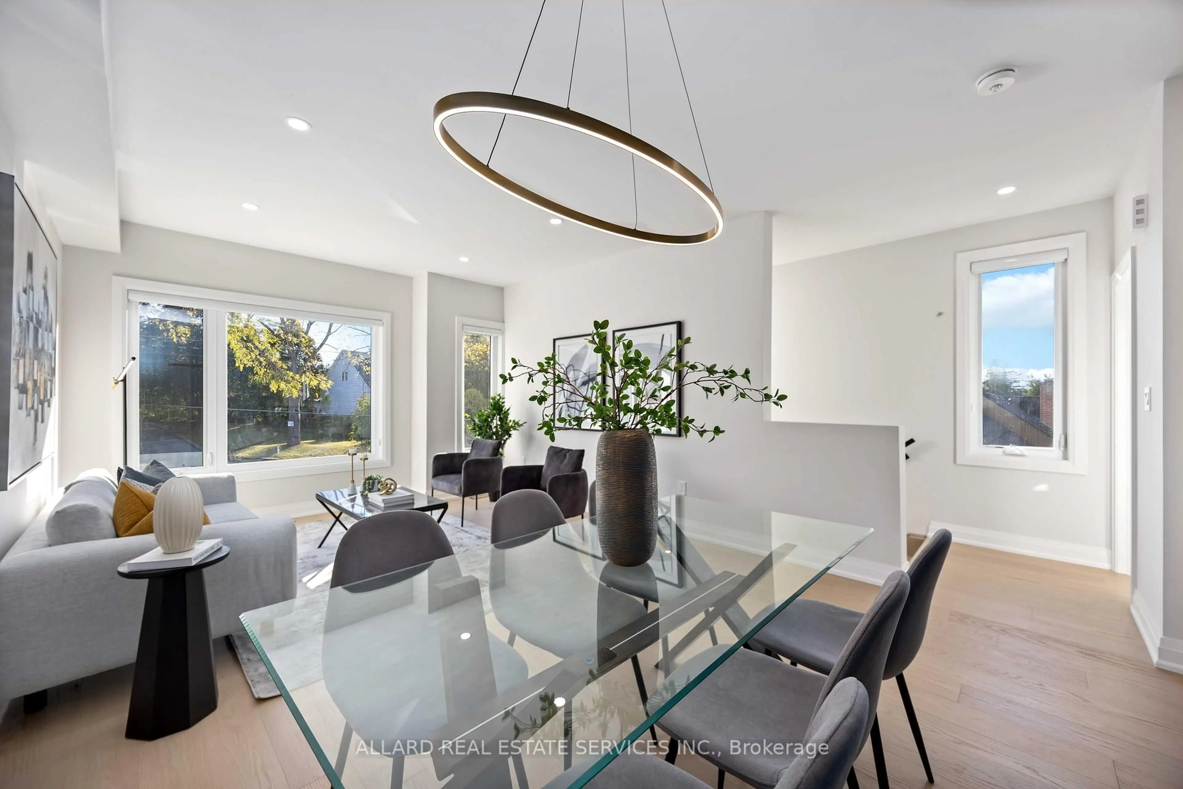 Dining room, unknown for 1954 Valley Farm Rd, Pickering Ontario L1V 1X7