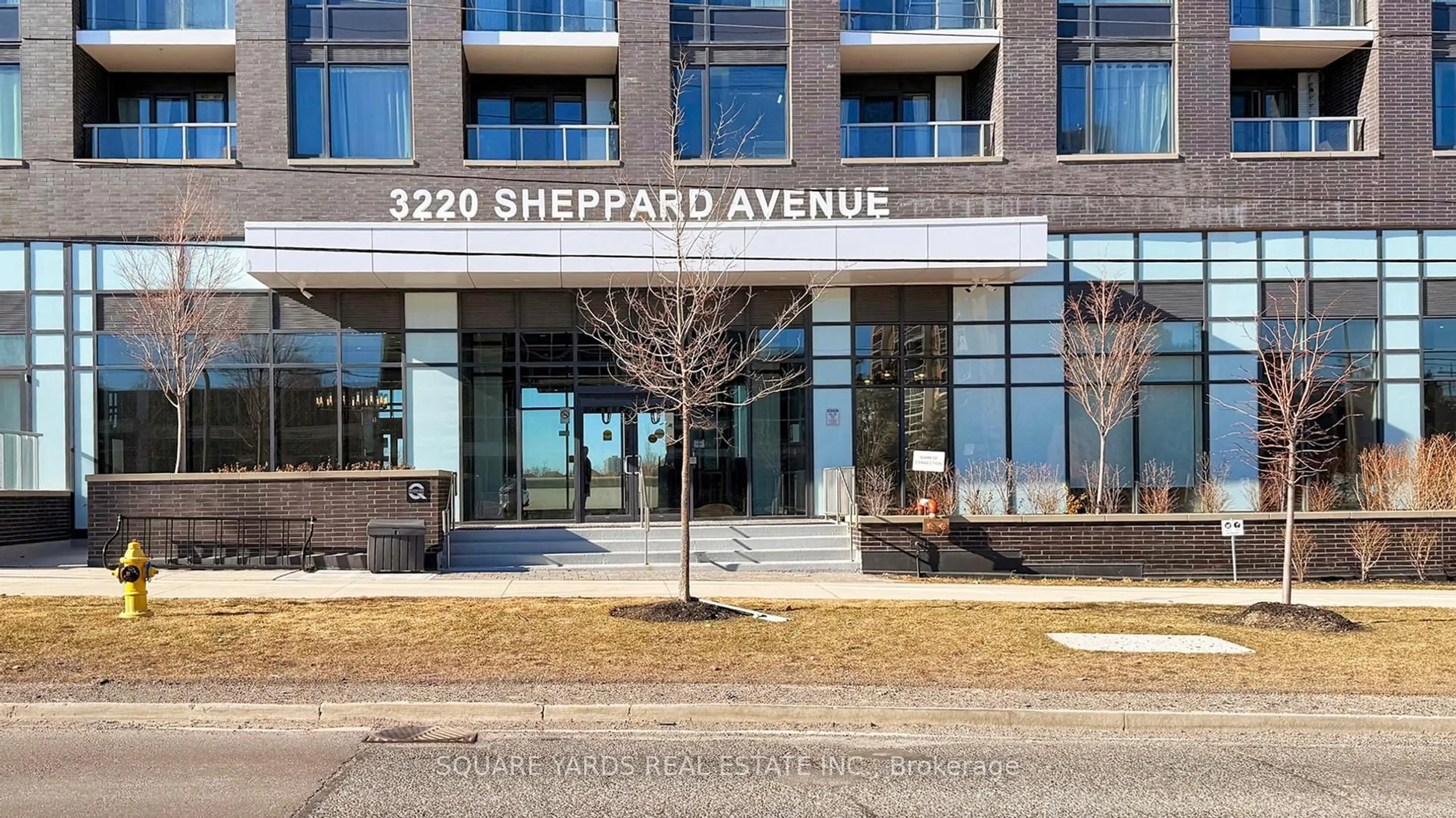 Indoor foyer for 3220 Sheppard Ave #613, Toronto Ontario M1T 0B7
