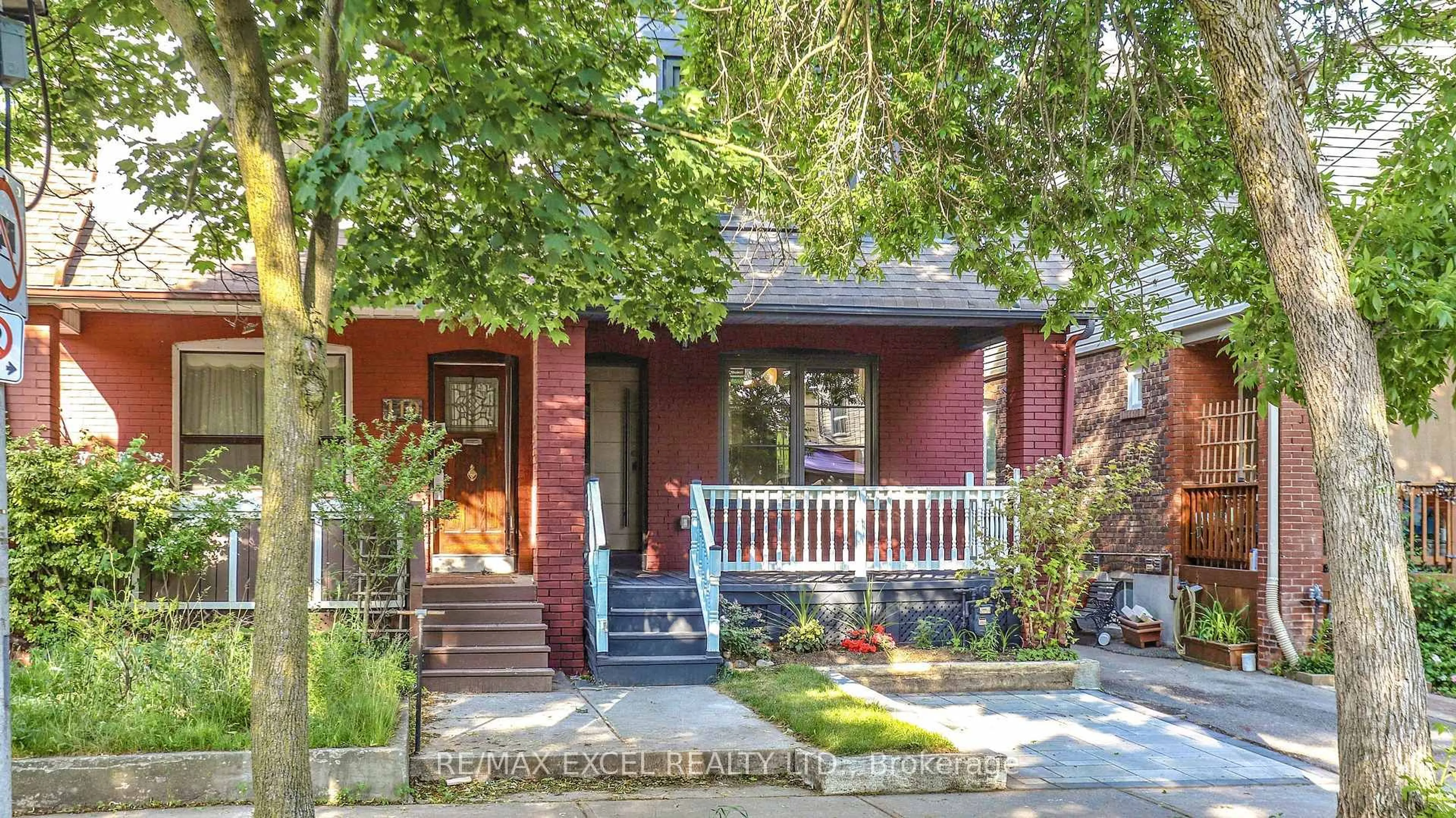 Home with brick exterior material, street for 117 Glebemount Ave, Toronto Ontario M4C 3R9