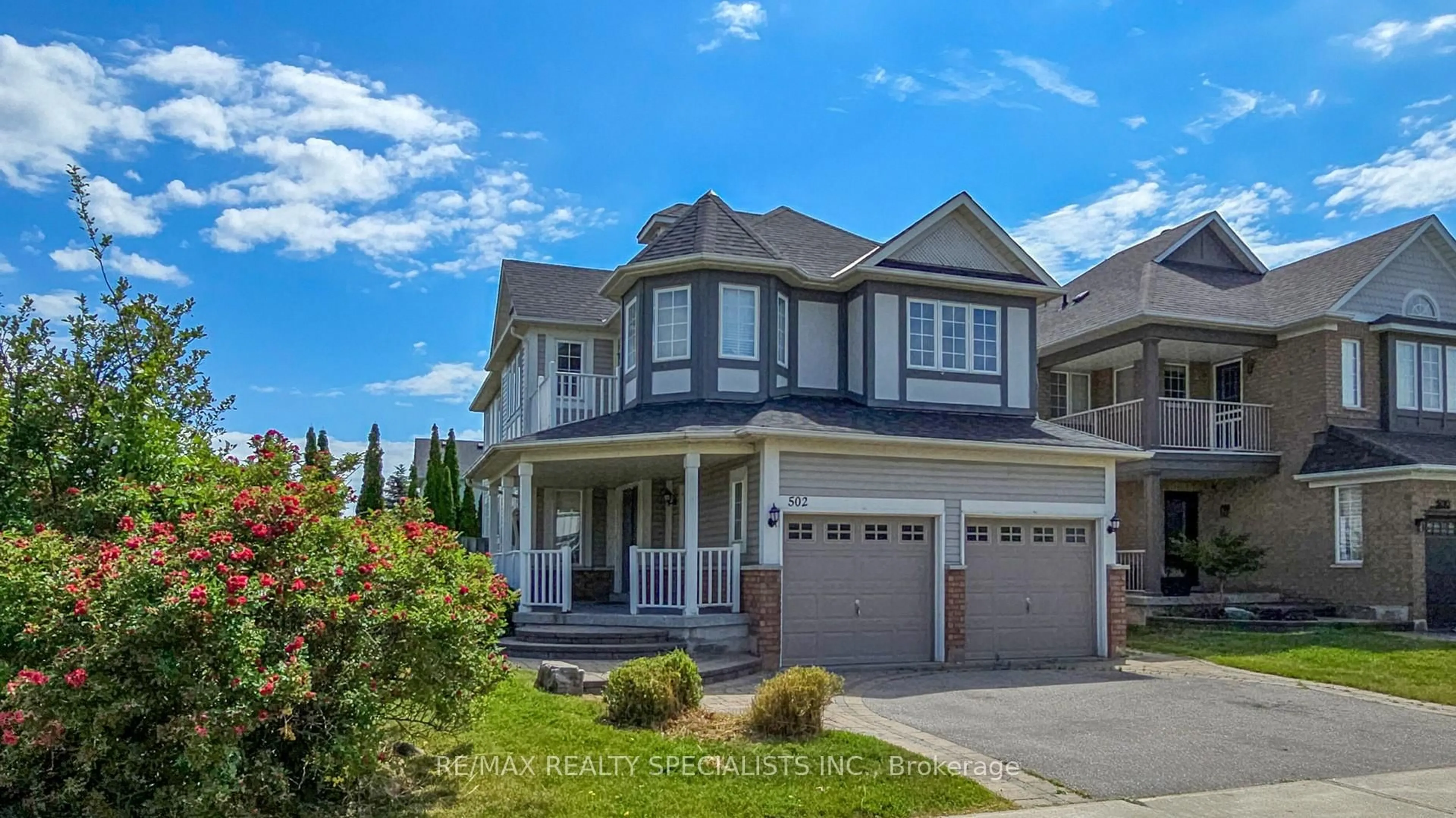 Home with vinyl exterior material, street for 502 Whitby Shores Greenway, Whitby Ontario L1N 9R2