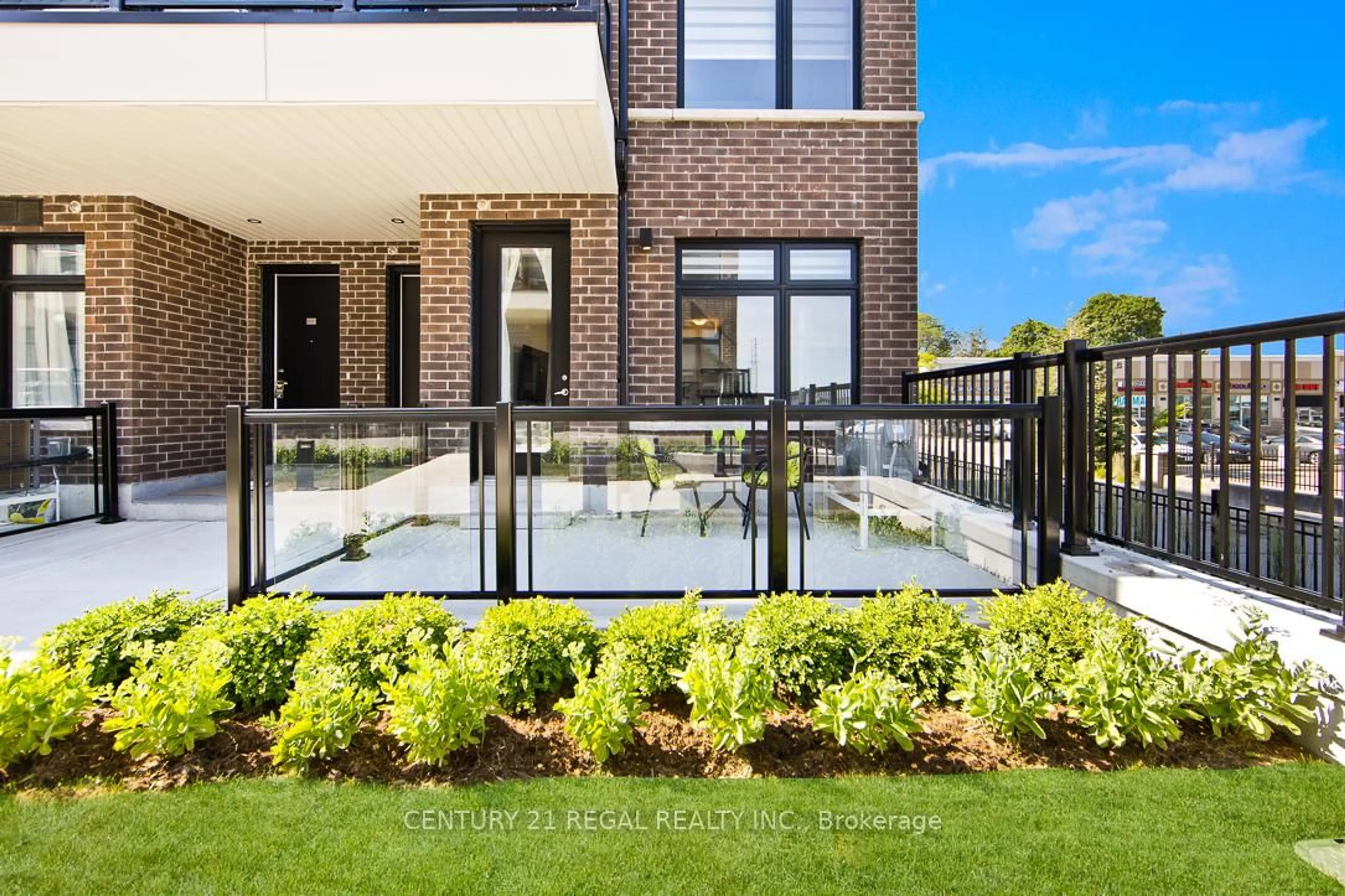 Patio, unknown for 755 Omega Dr #115, Pickering Ontario L1V 0H1