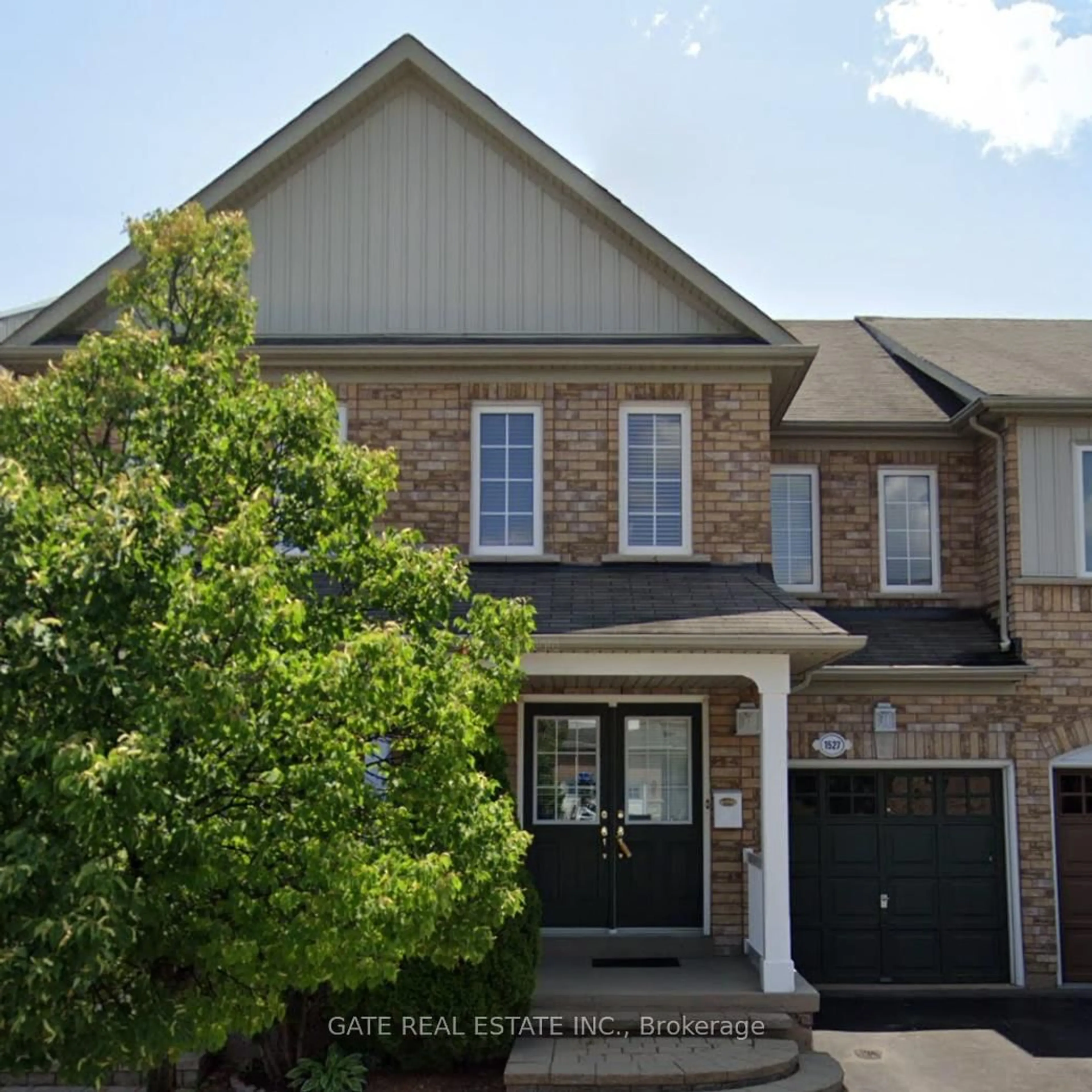 Home with brick exterior material, street for 1527 Avonmore Sq, Pickering Ontario L1V 7H2