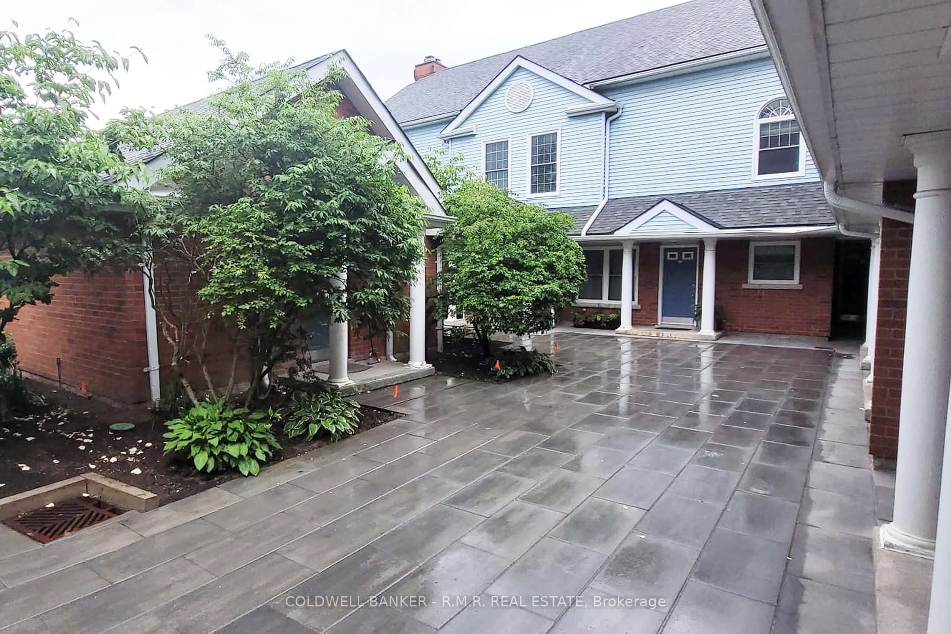 Patio, street for 1661 Nash Rd #H-11, Clarington Ontario L1E 1S8