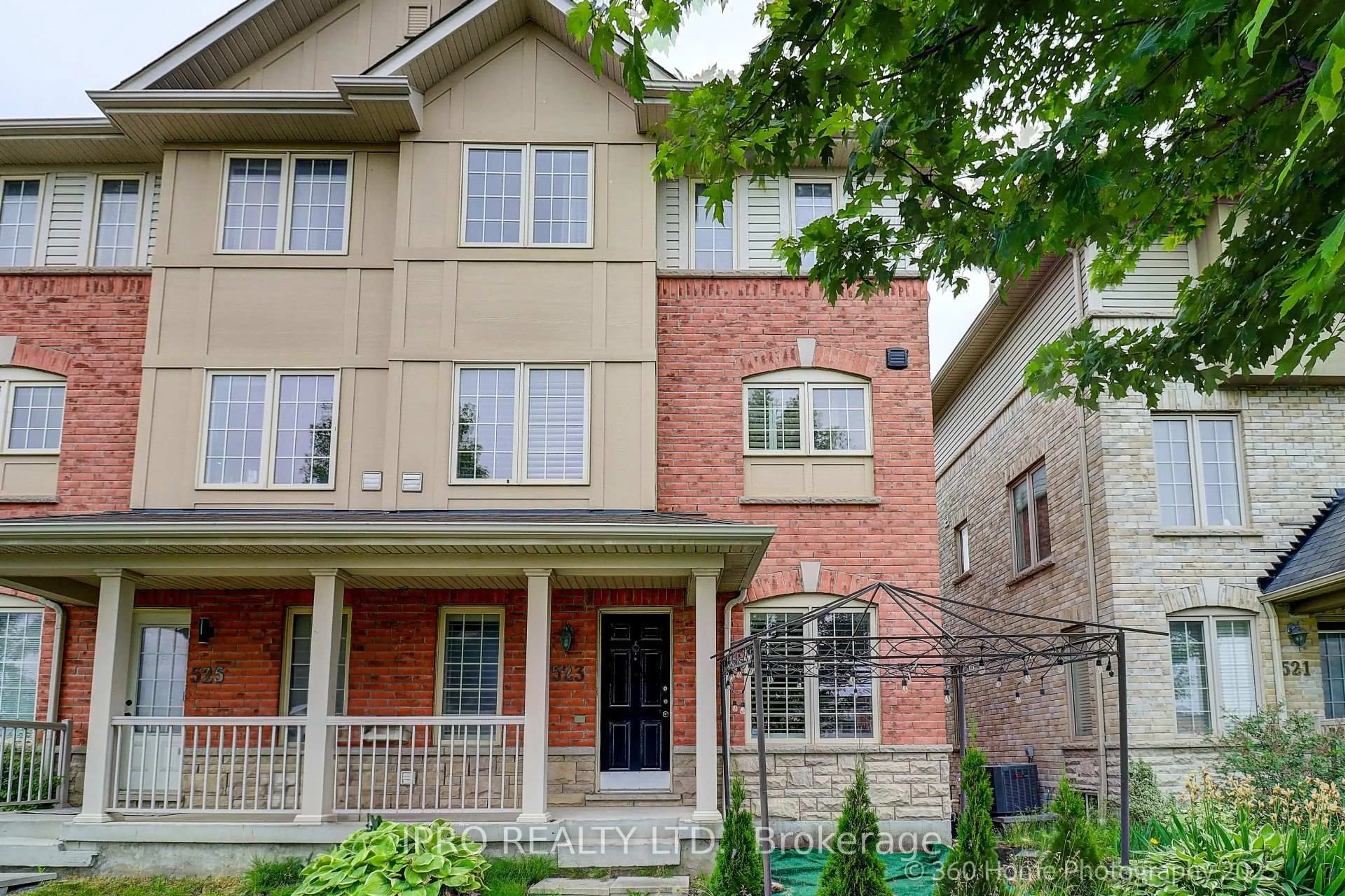 Home with brick exterior material, street for 523 Rossland Rd, Ajax Ontario L1Z 0K8