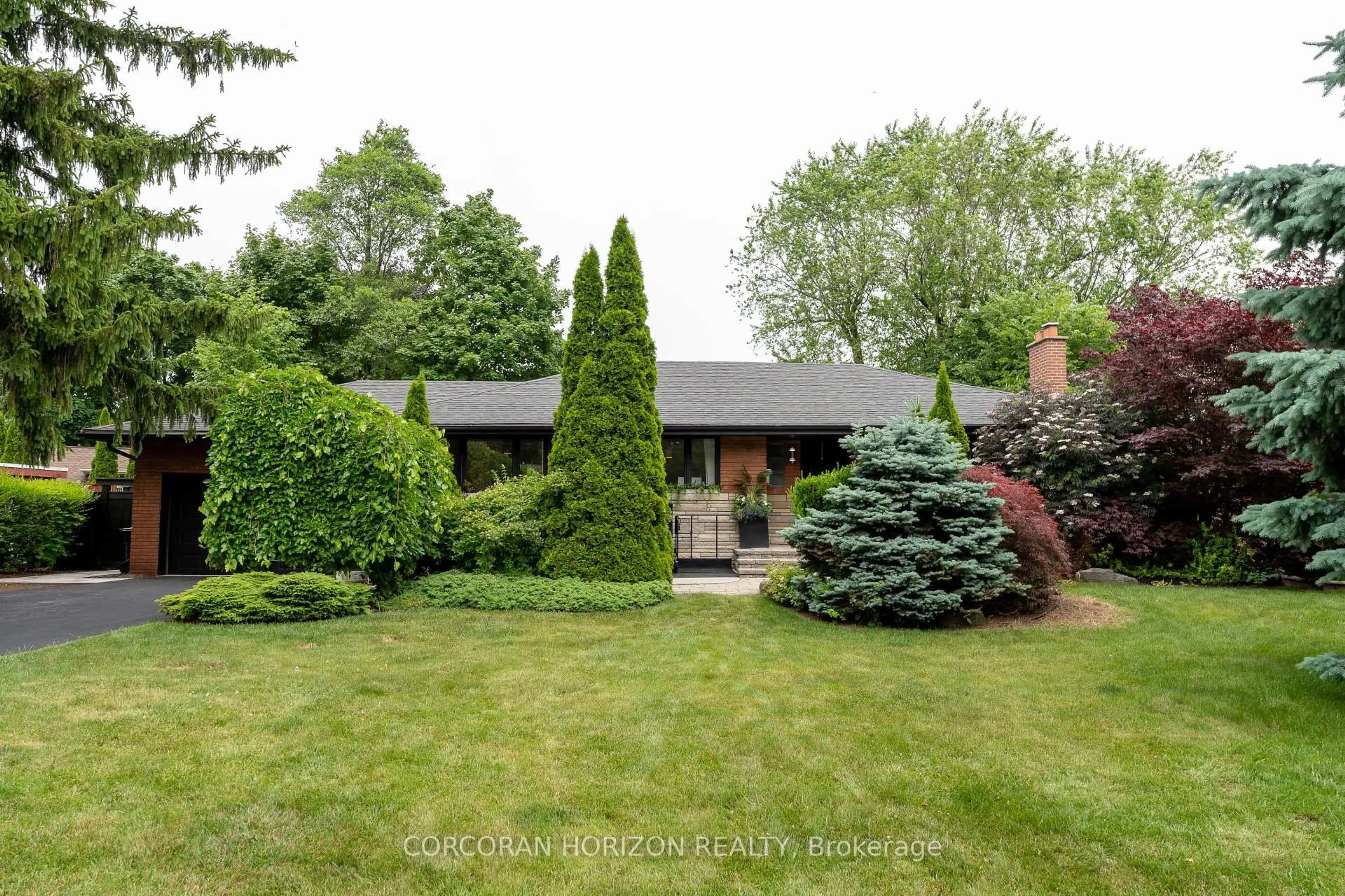 Unknown for 15 McNab Blvd, Toronto Ontario M1M 2W3
