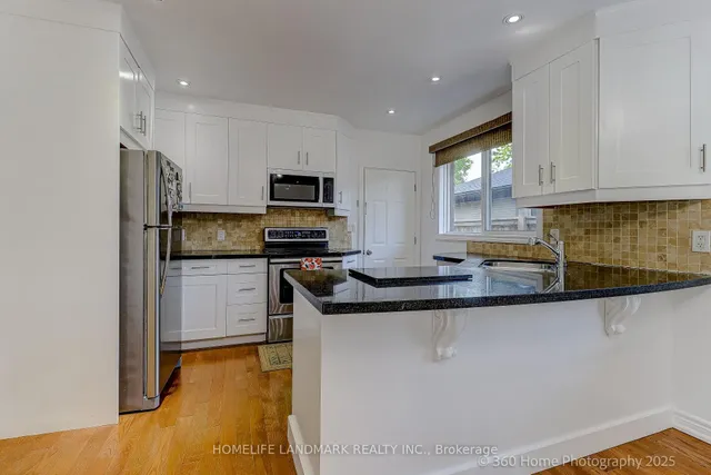 Additional property image - 38 Moorecroft Cres