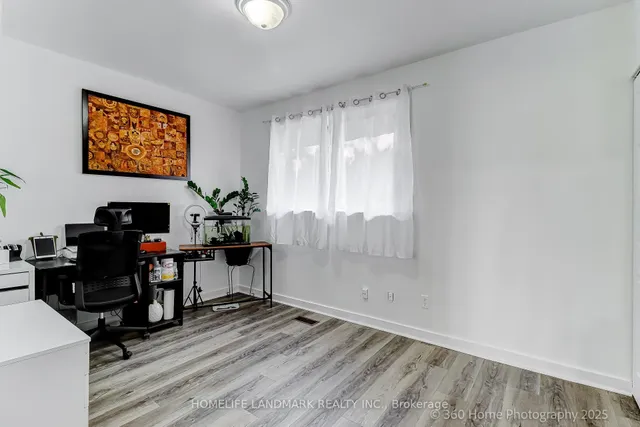 Additional property image - 38 Moorecroft Cres