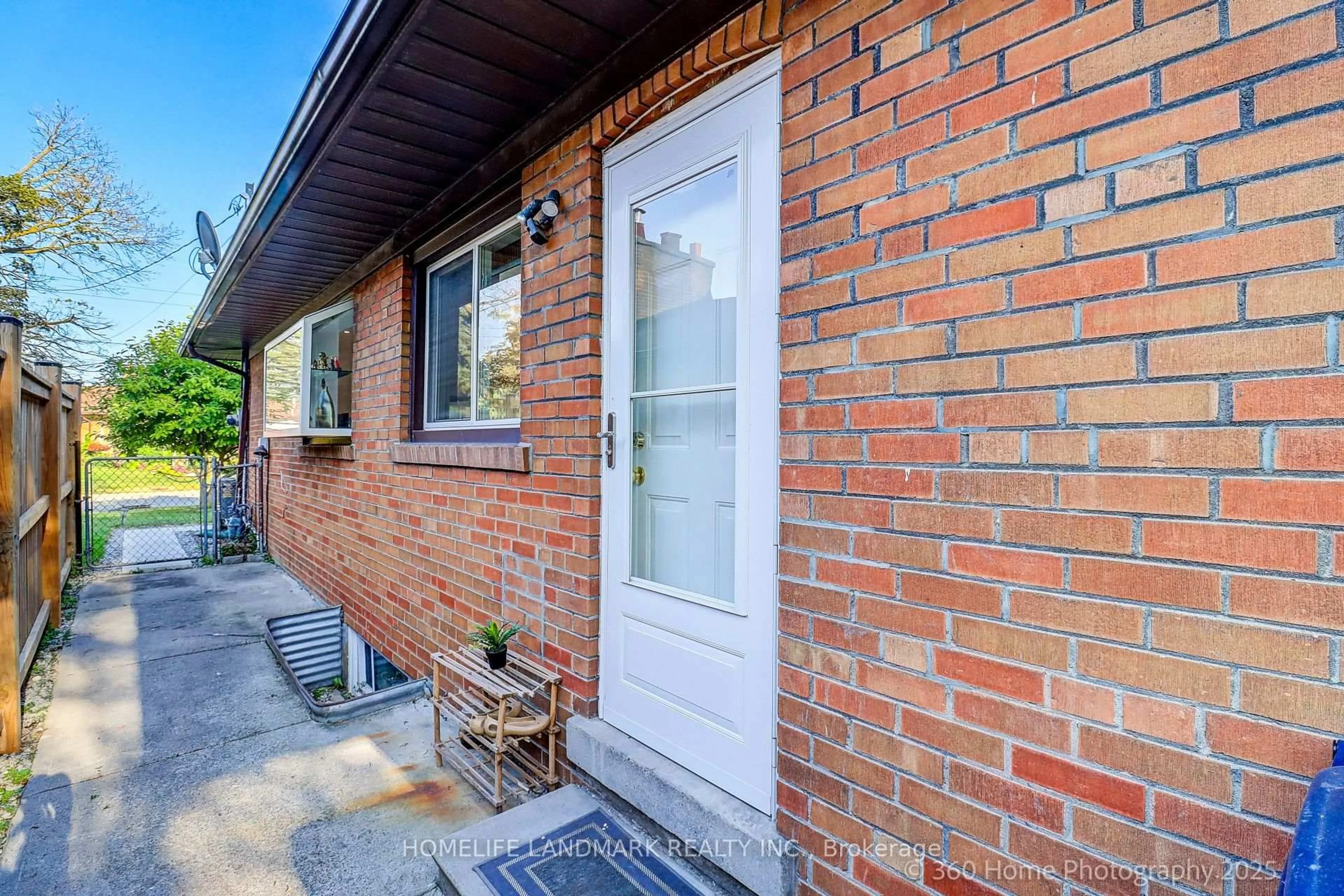 Home with brick exterior material, street for 38 Moorecroft Cres, Toronto Ontario M1K 3V1
