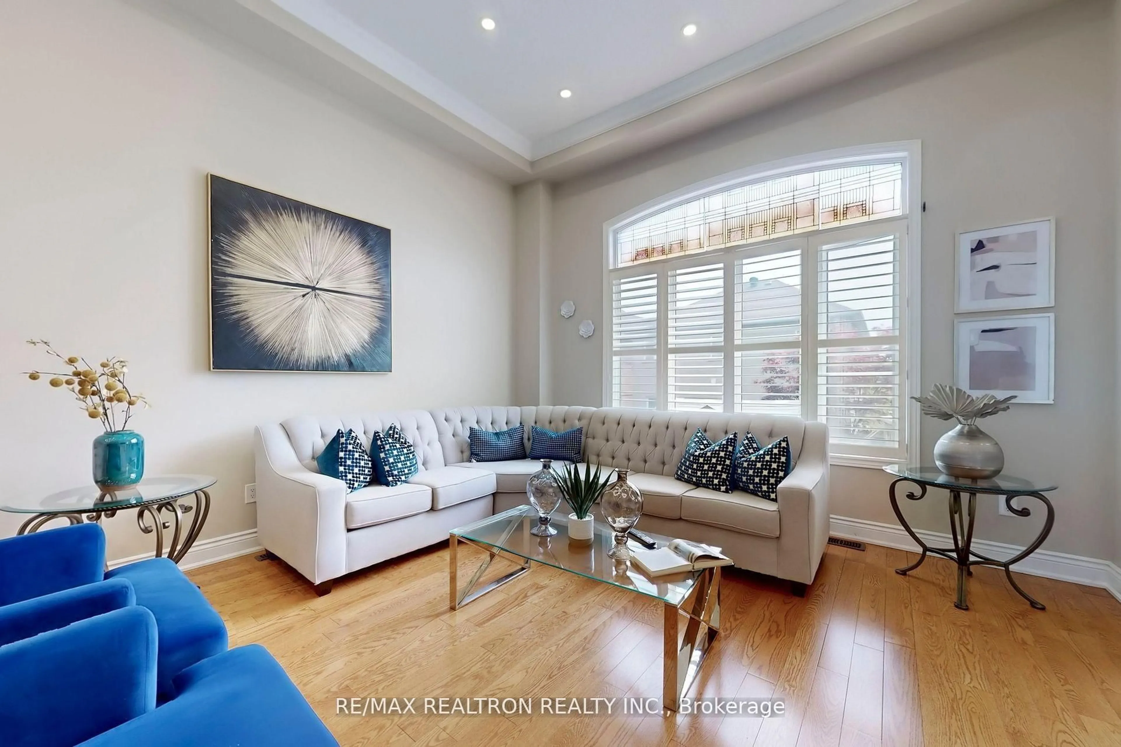Living room with furniture, unknown for 11 Salvage St, Ajax Ontario L1Z 1S5