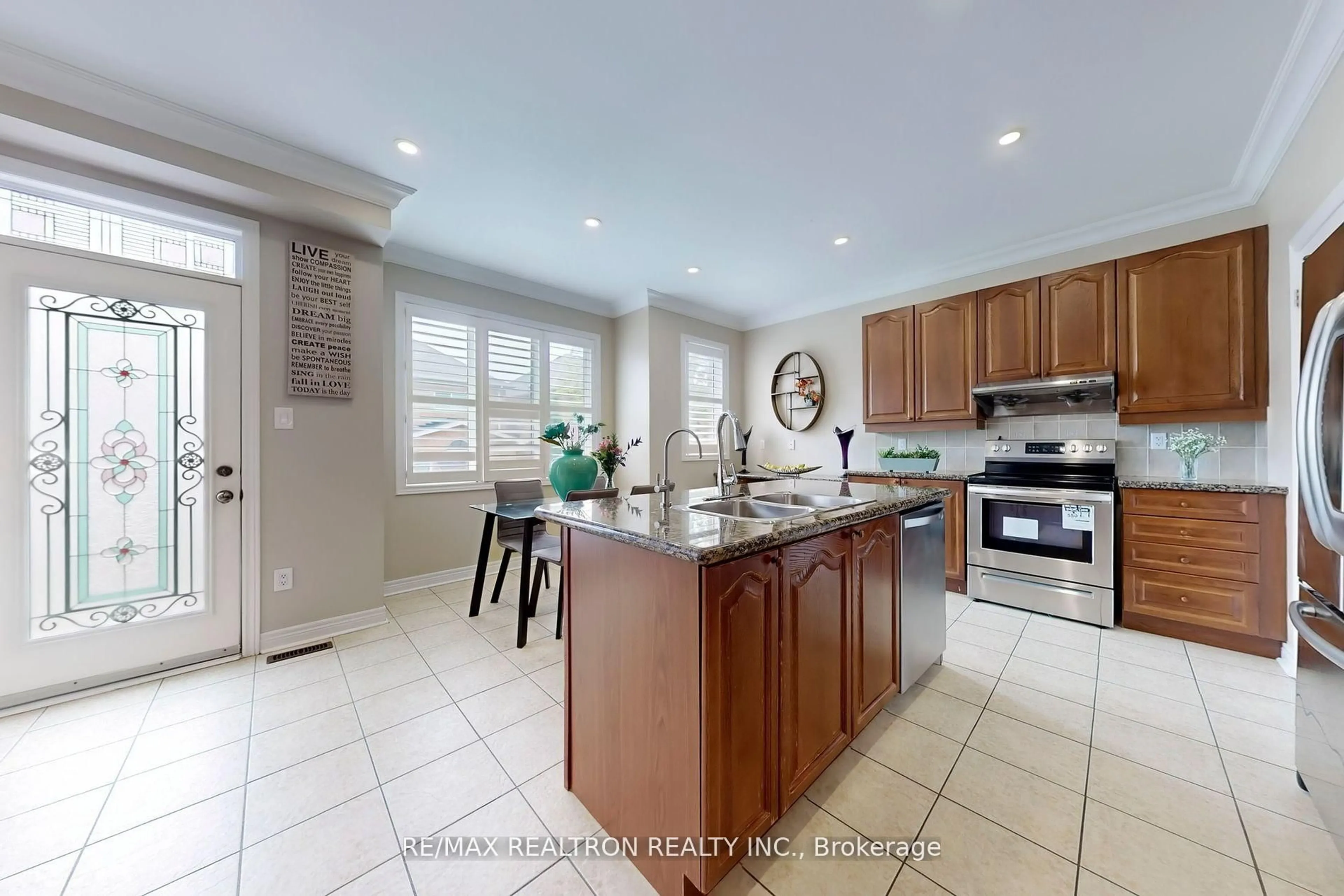 Open concept kitchen, ceramic/tile floor for 11 Salvage St, Ajax Ontario L1Z 1S5