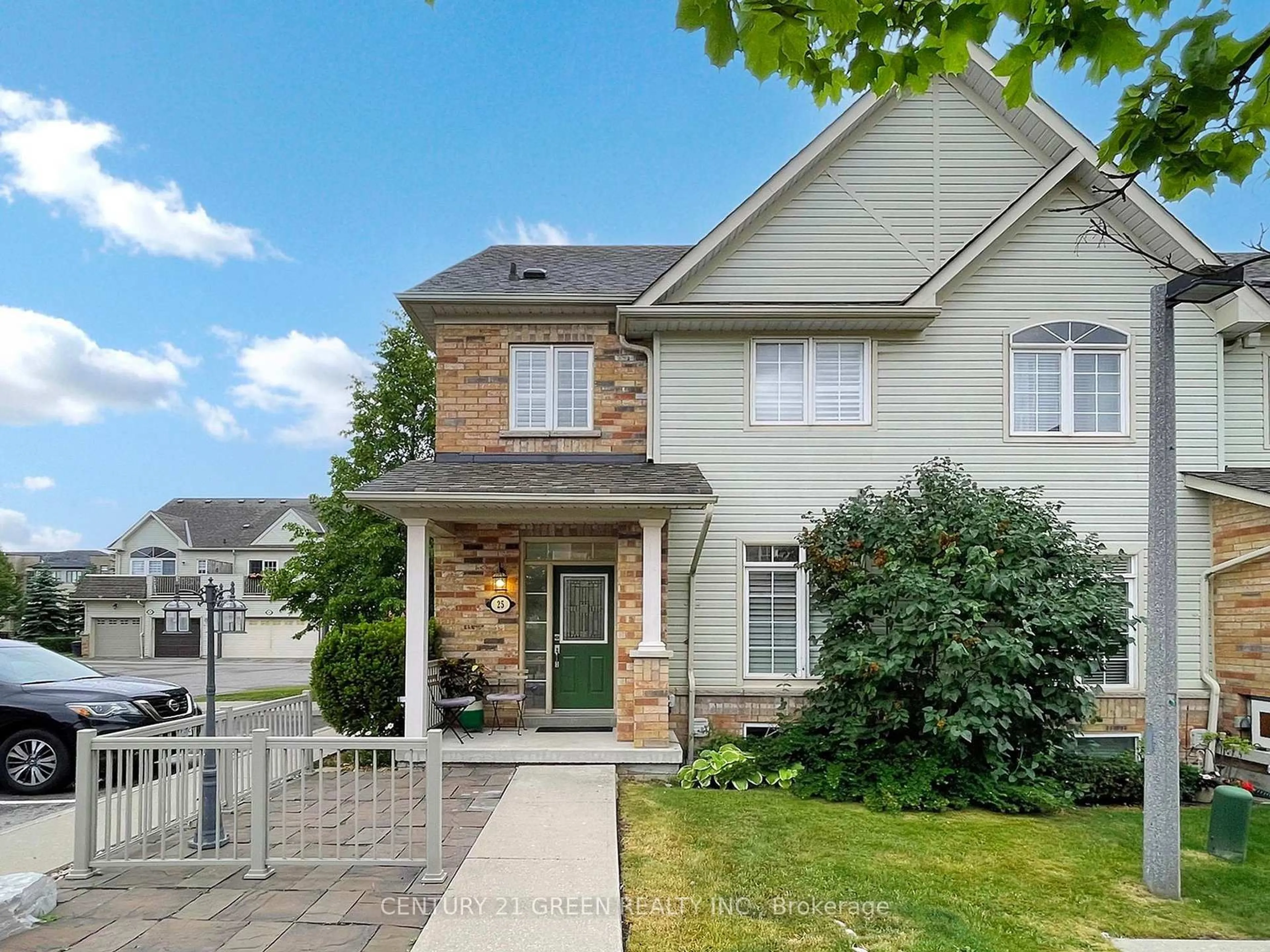 Home with brick exterior material, street for 25 Wicker Park Way, Whitby Ontario L1R 0C8