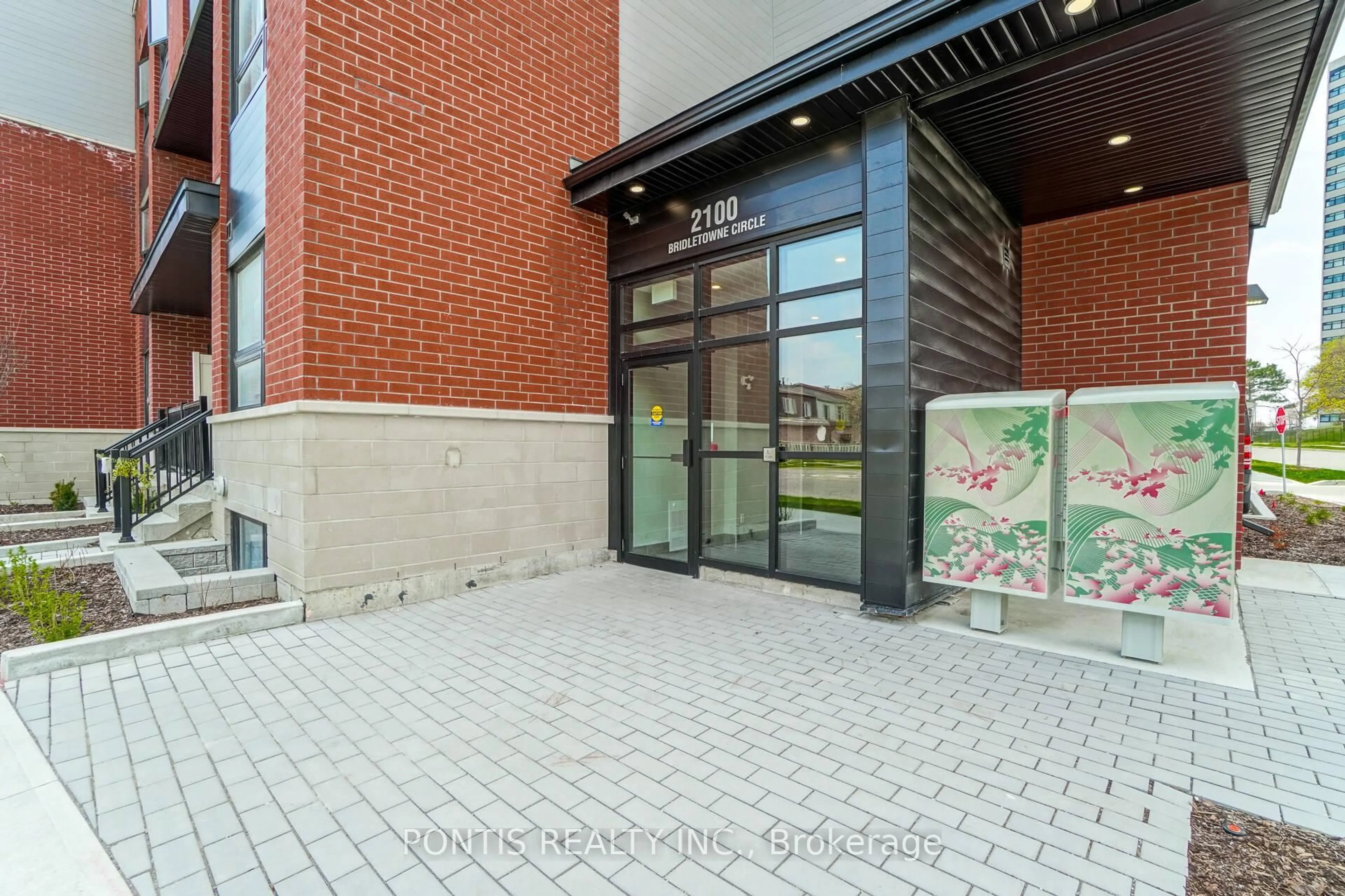 Unknown for 2100 Bridletowne Circ #330, Toronto Ontario M1W 0A6