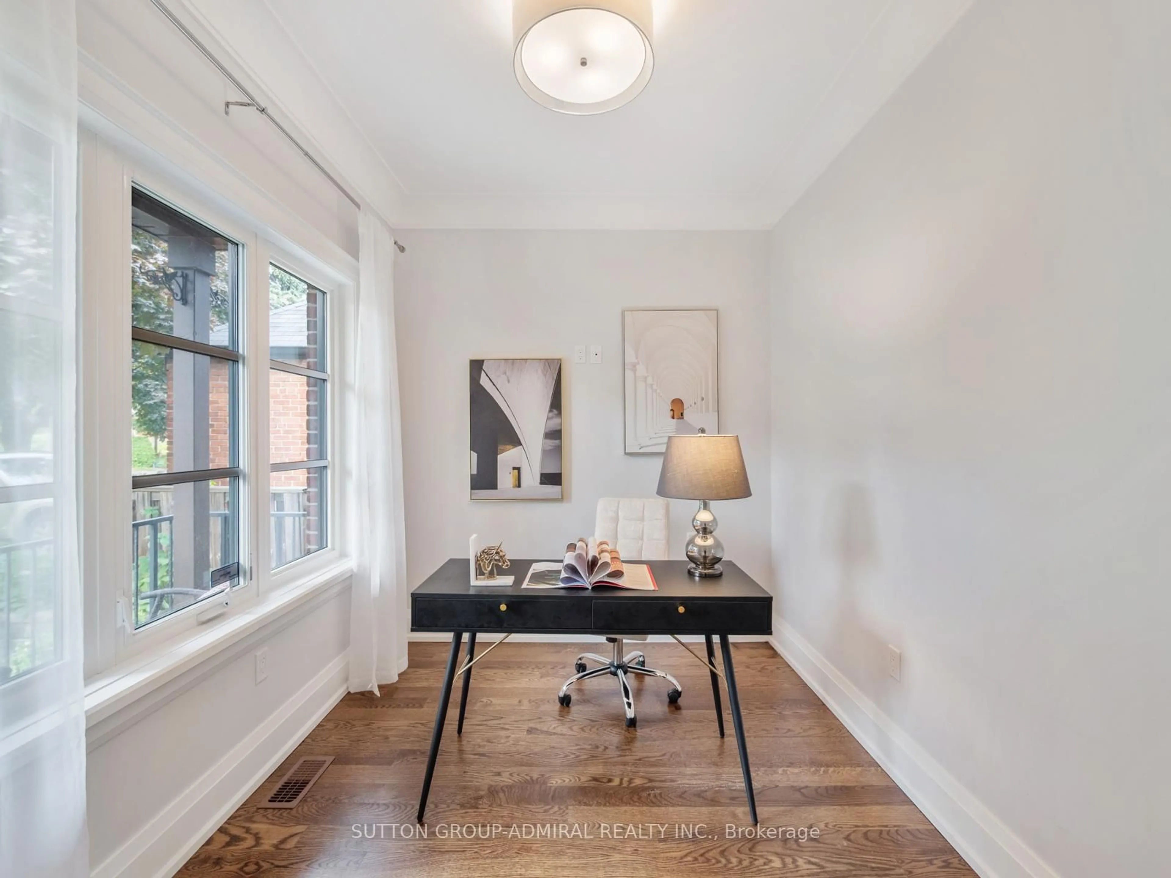 A pic of a room for 1 Dustan Cres, Toronto Ontario M4J 4G4