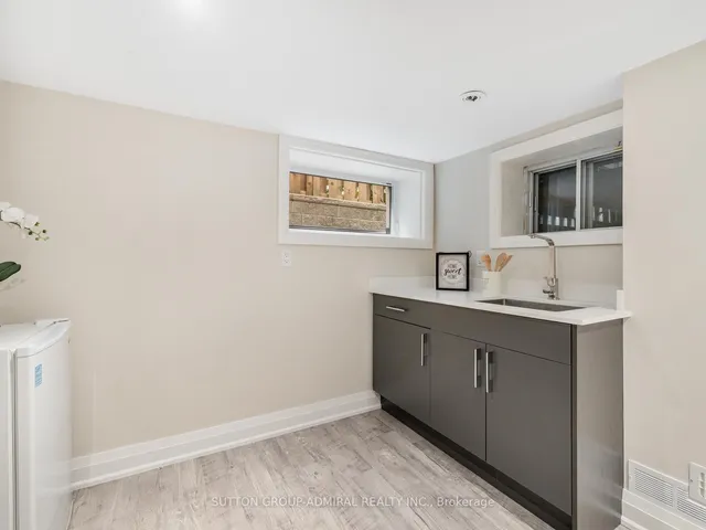 Additional property image - 1 Dustan Cres
