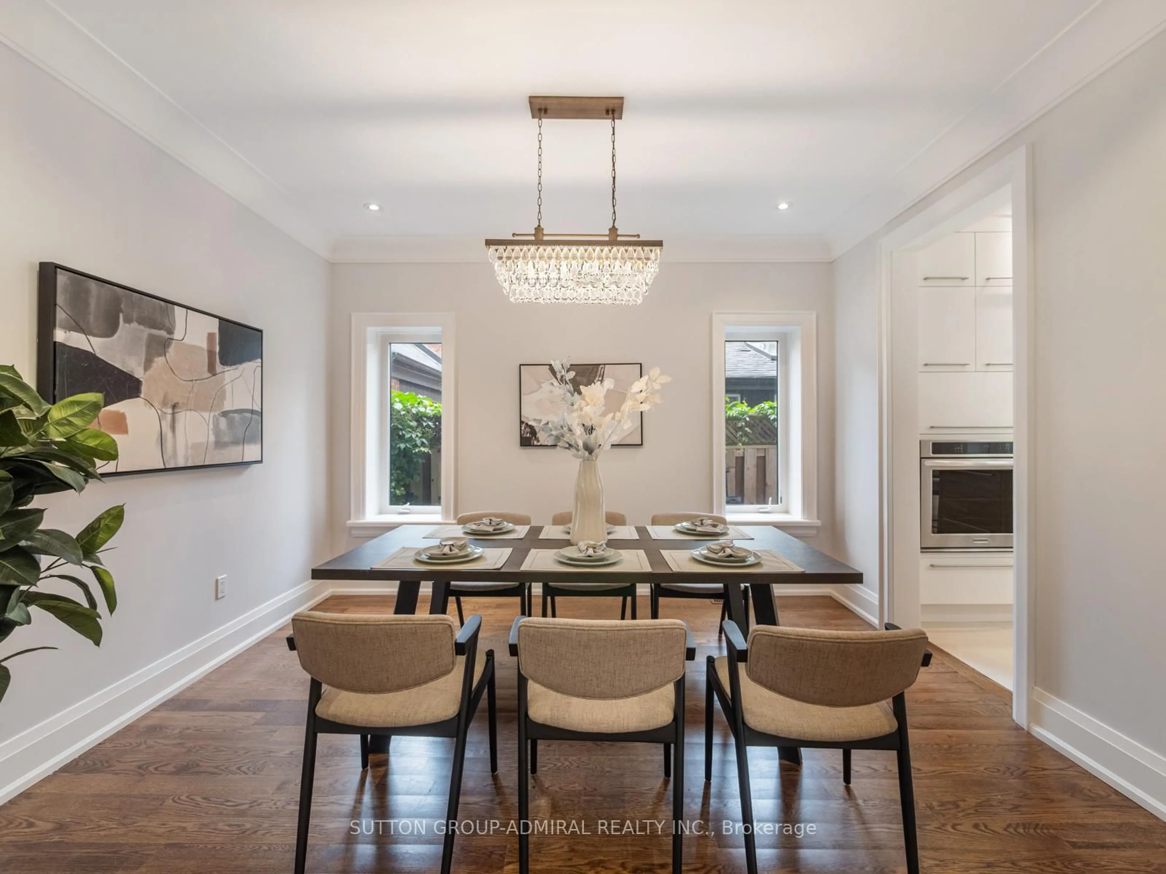 Dining room, wood/laminate floor for 1 Dustan Cres, Toronto Ontario M4J 4G4