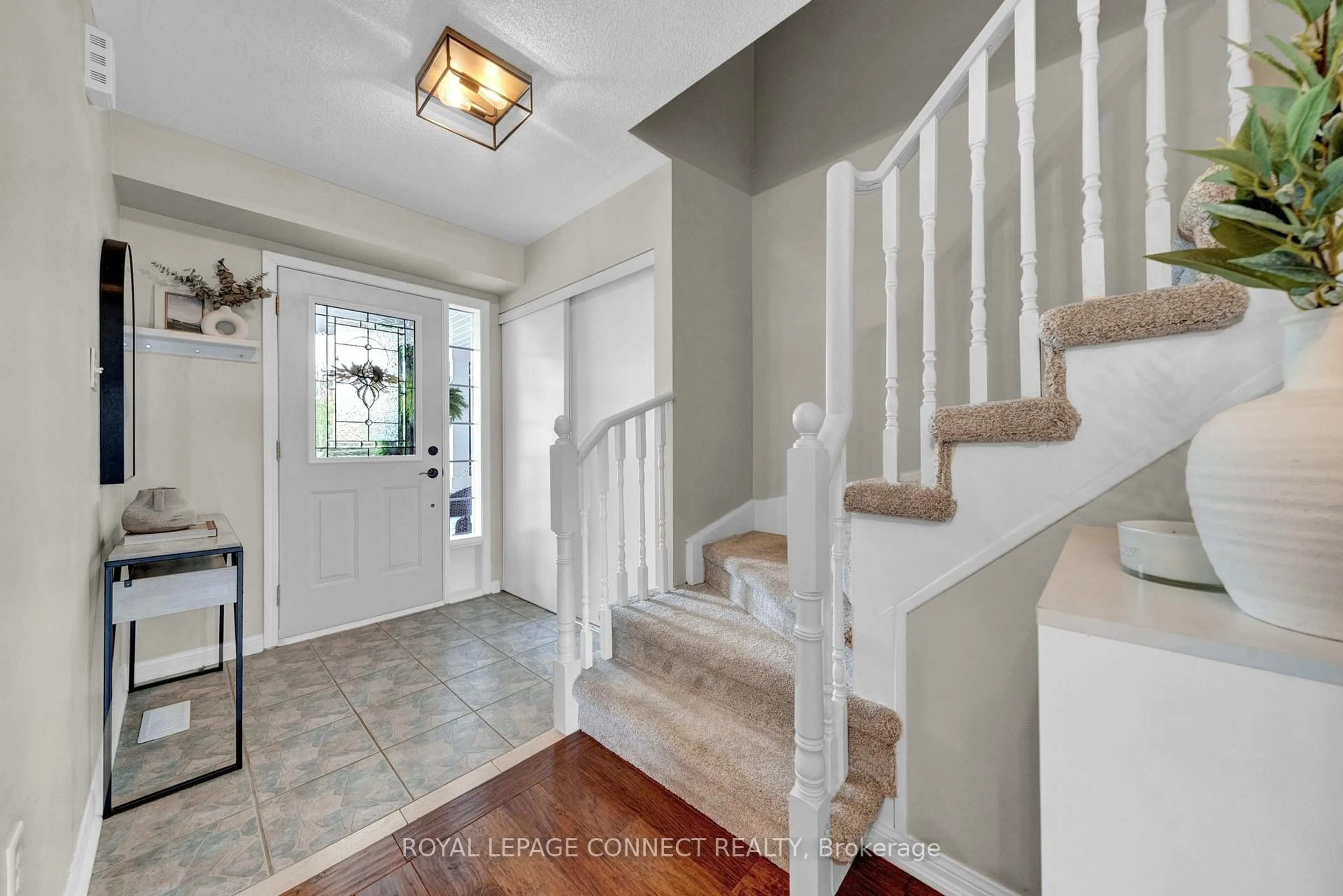 Indoor entryway for 248 Swindells St, Clarington Ontario L1C 5G7