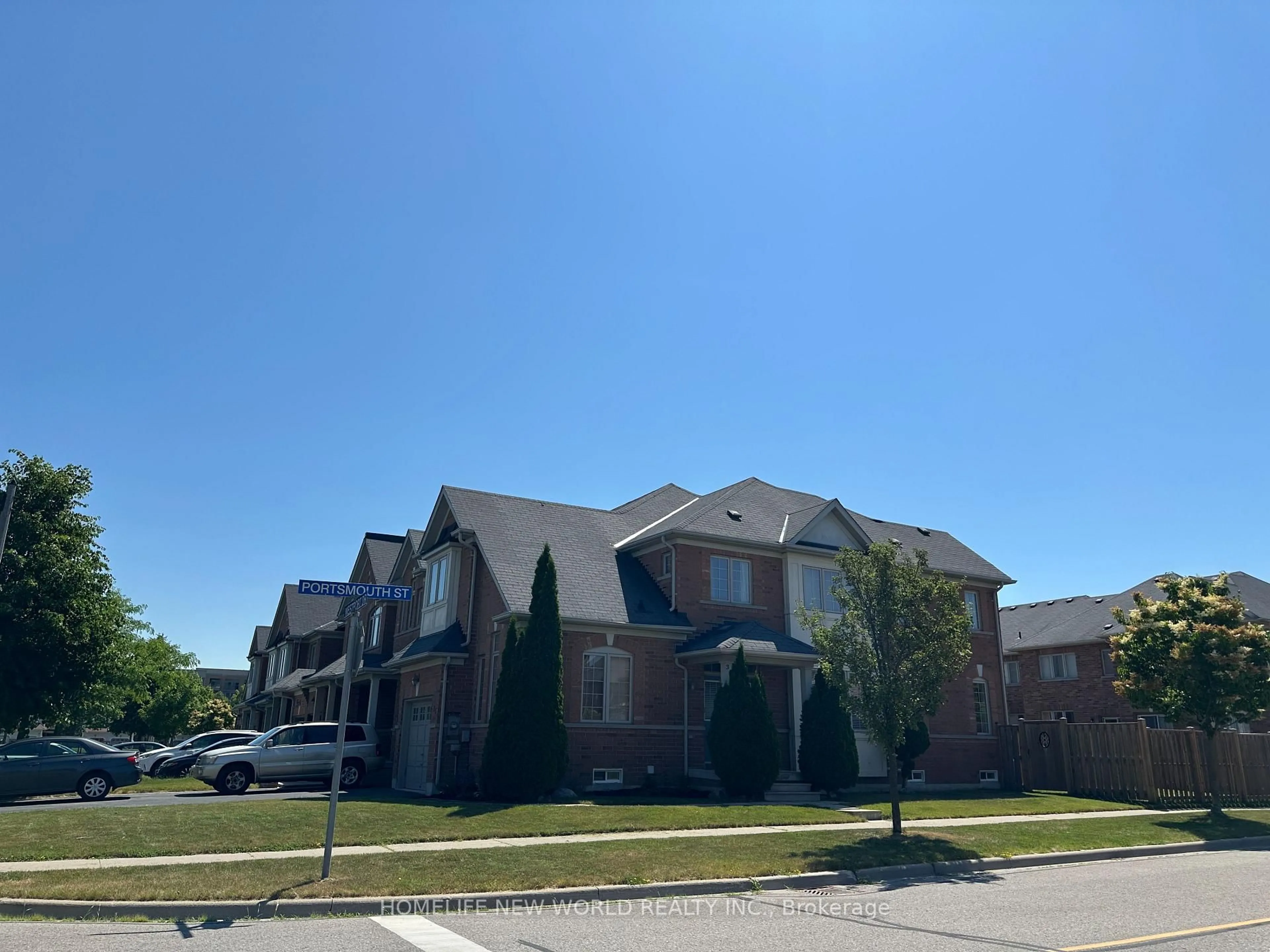Home with brick exterior material, building for 35 Westport Dr, Whitby Ontario L1R 0J4