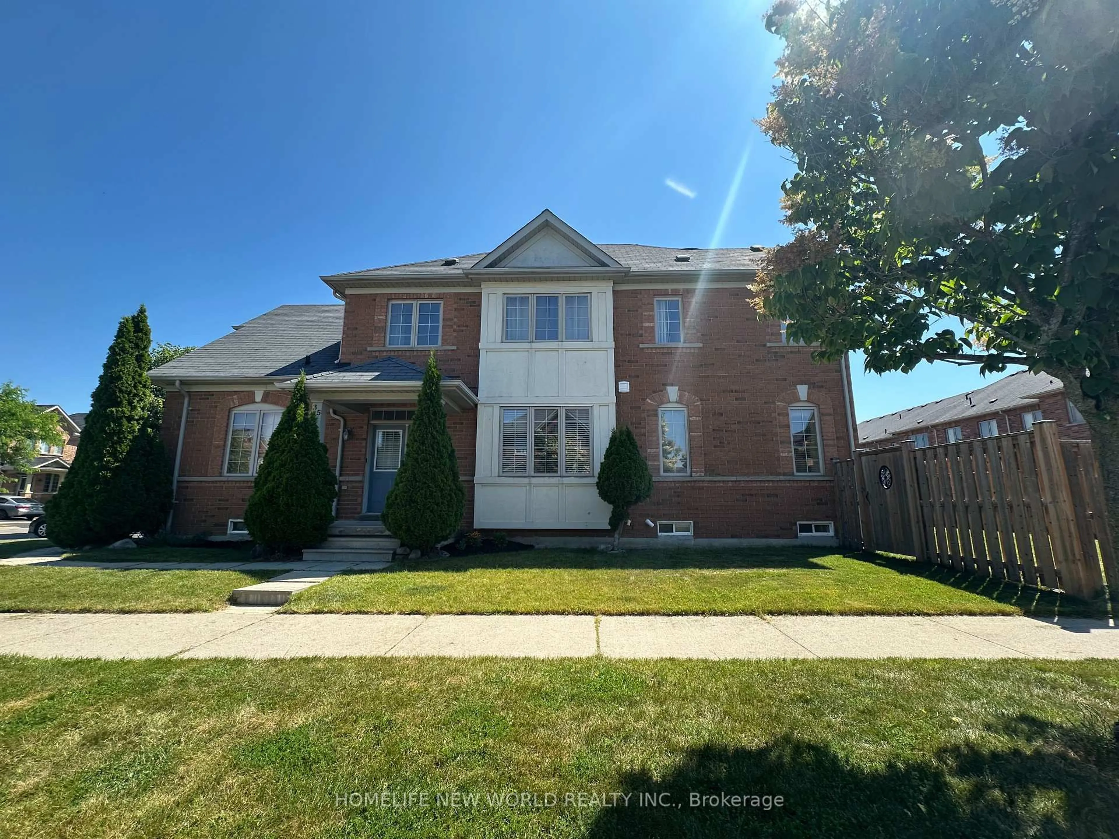Home with brick exterior material, street for 35 Westport Dr, Whitby Ontario L1R 0J4