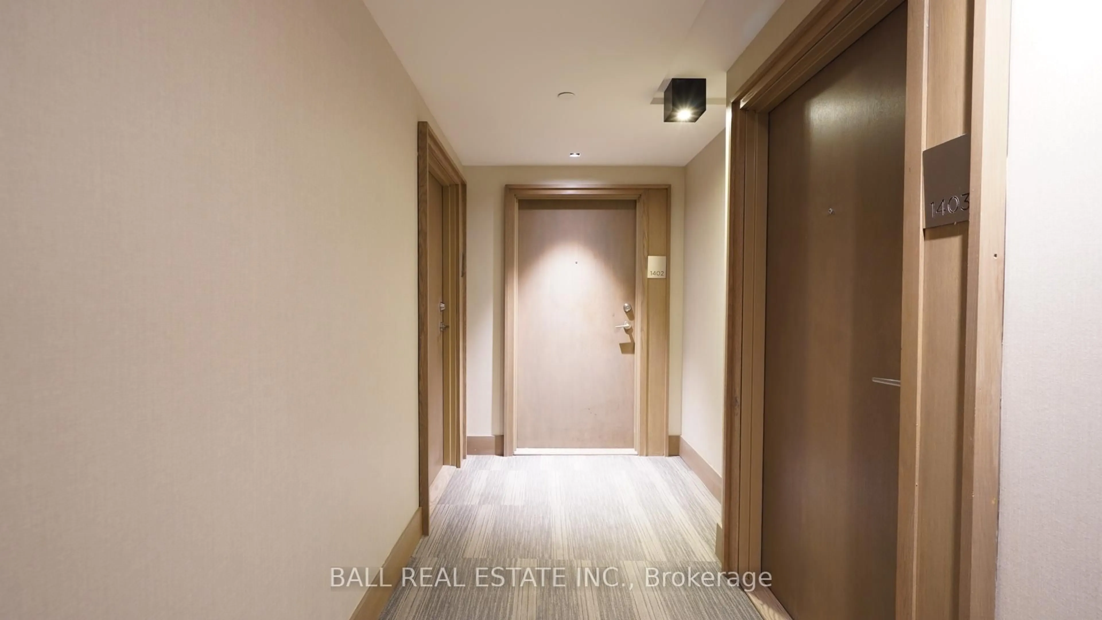Indoor foyer for 1255 Bayly St #1402, Pickering Ontario L1W 0B6