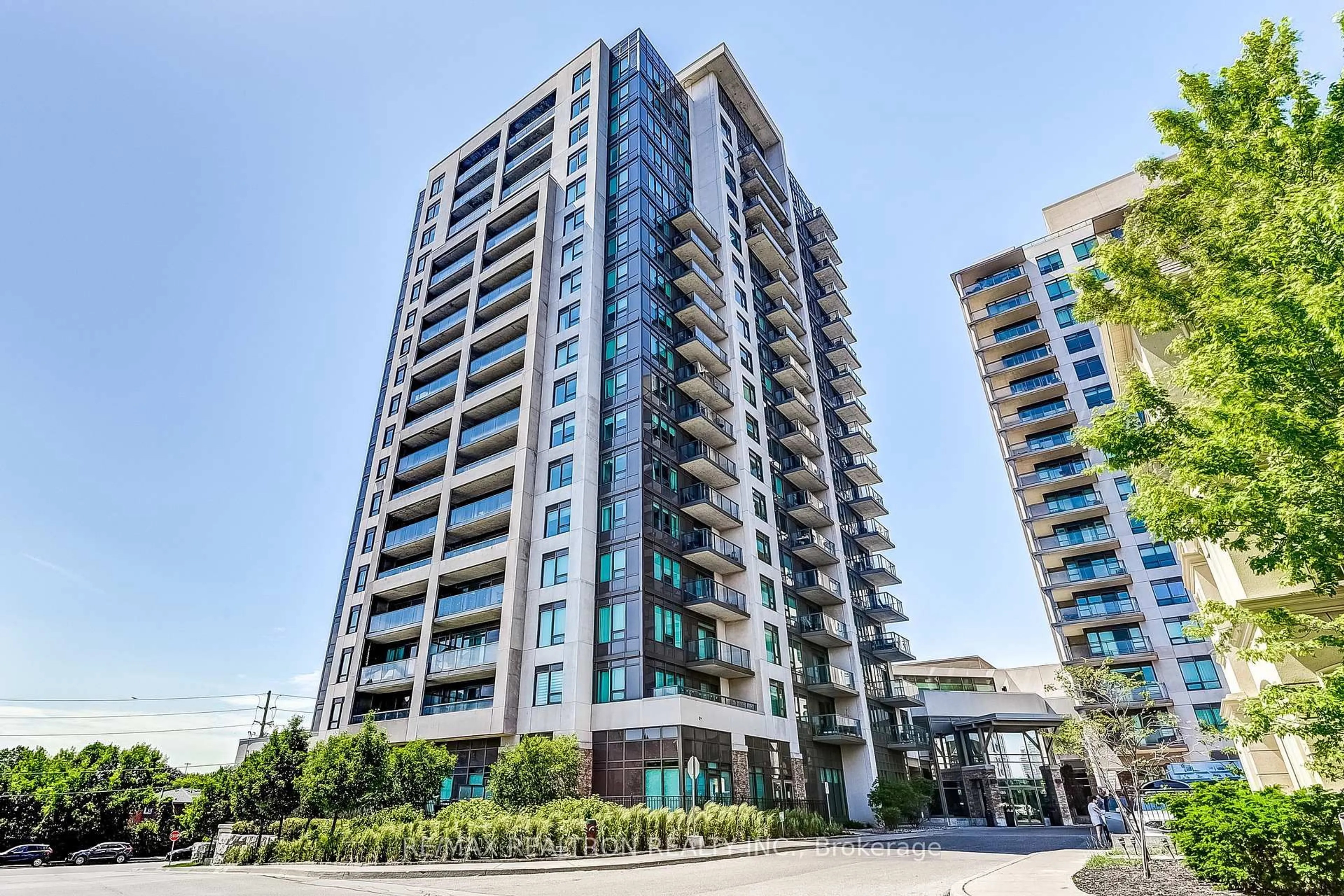 A pic from outside/outdoor area/front of a property/back of a property/a pic from drone, building for 1215 Bayly St #205, Pickering Ontario L1W 1L7