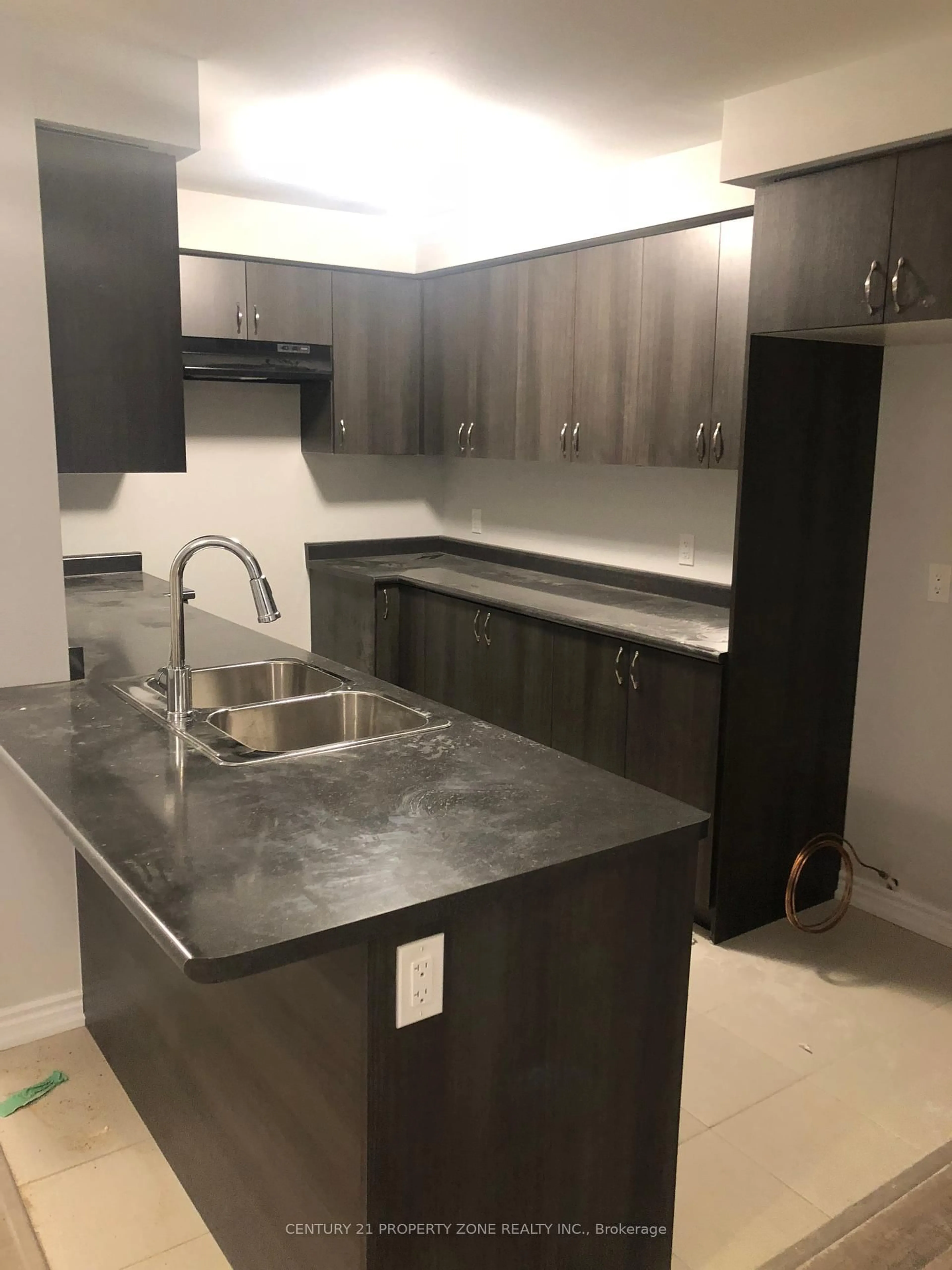 Standard kitchen, unknown for 2500 Hillrise Crt, Oshawa Ontario L1L 0M6