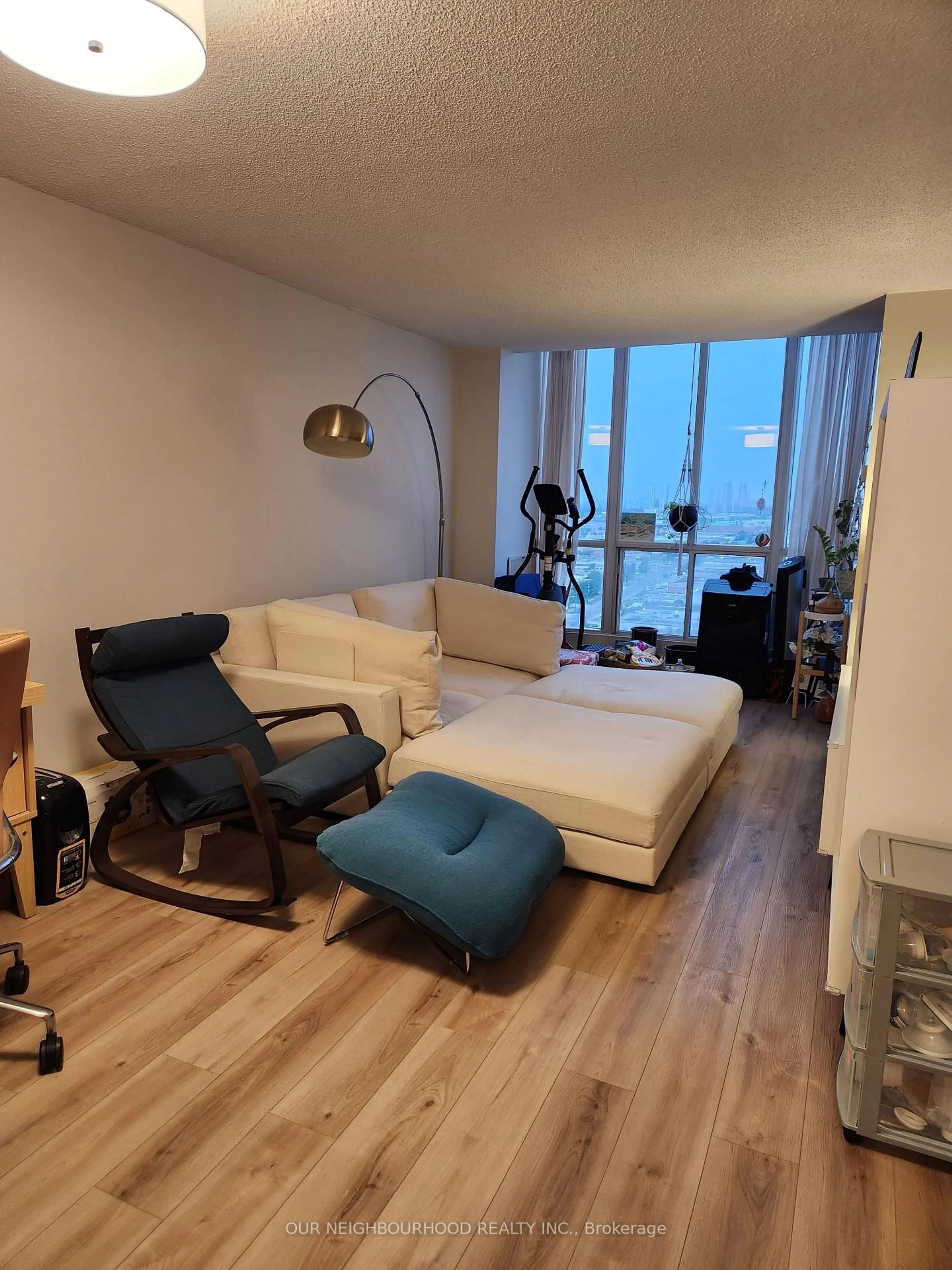 A pic of a room for 1470 Midland Ave Ave #2305, Toronto Ontario M1P 4Z4