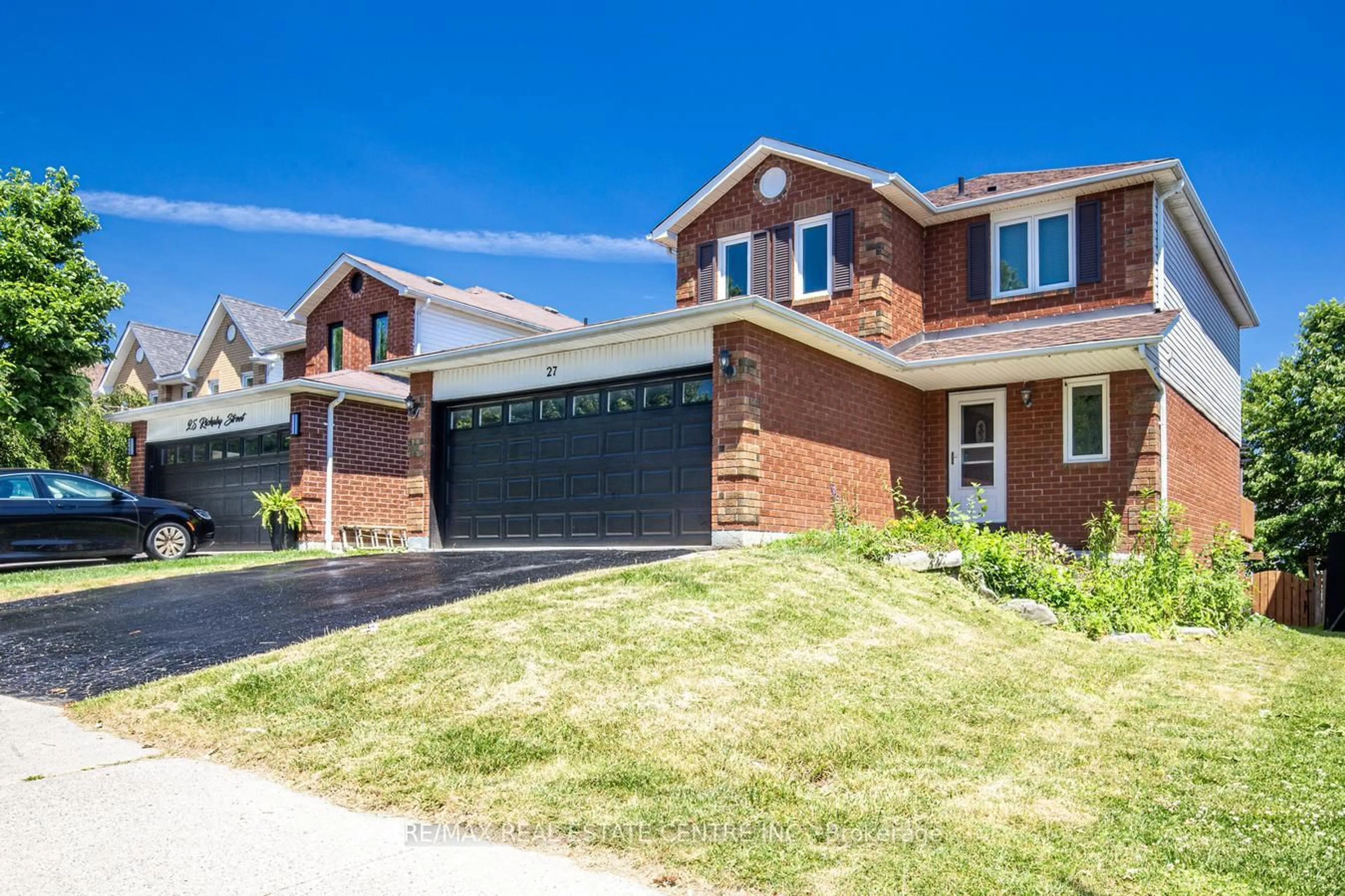 Home with brick exterior material, street for 27 Rickaby St, Clarington Ontario L1C 4X7