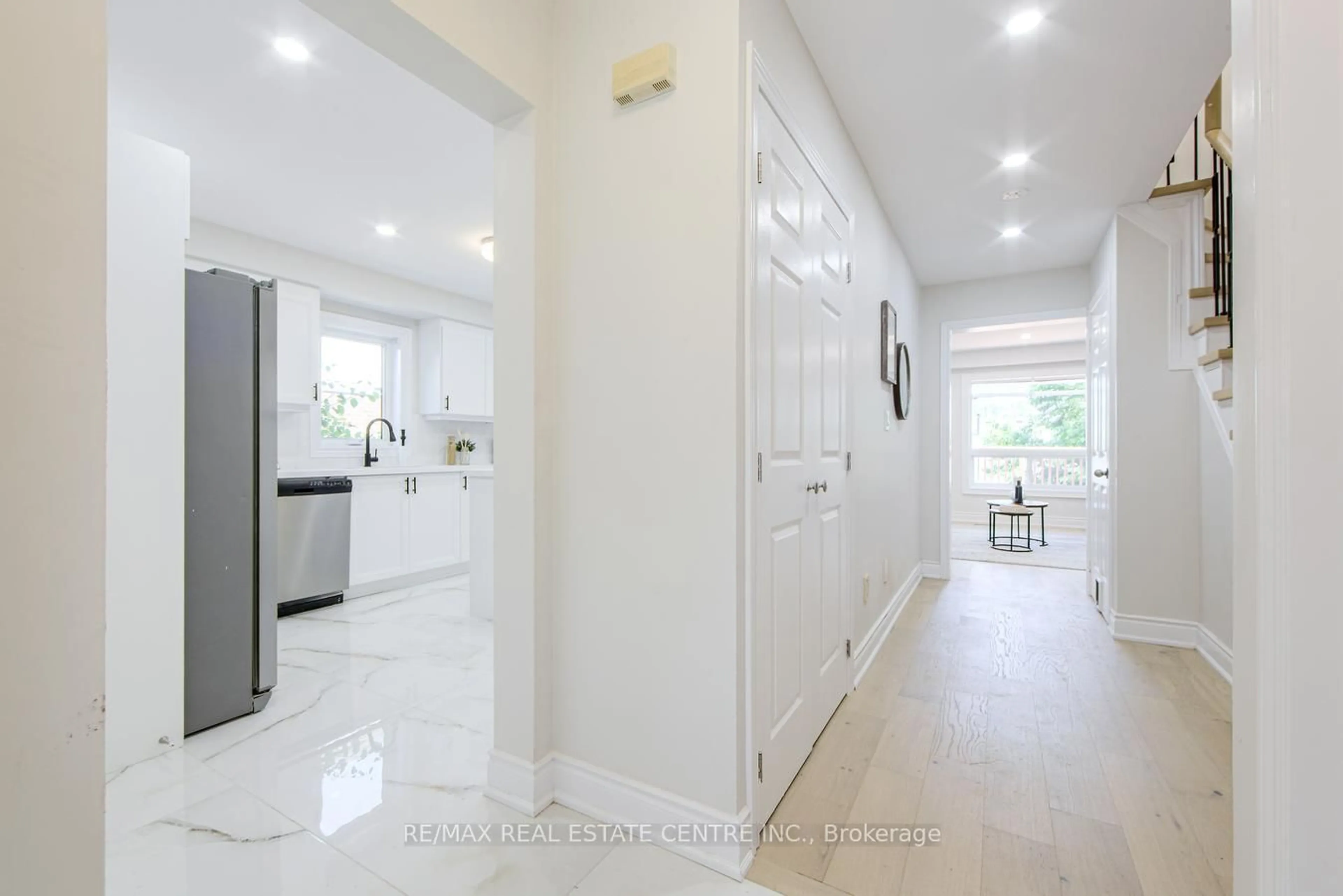 Unknown for 27 Rickaby St, Clarington Ontario L1C 4X7