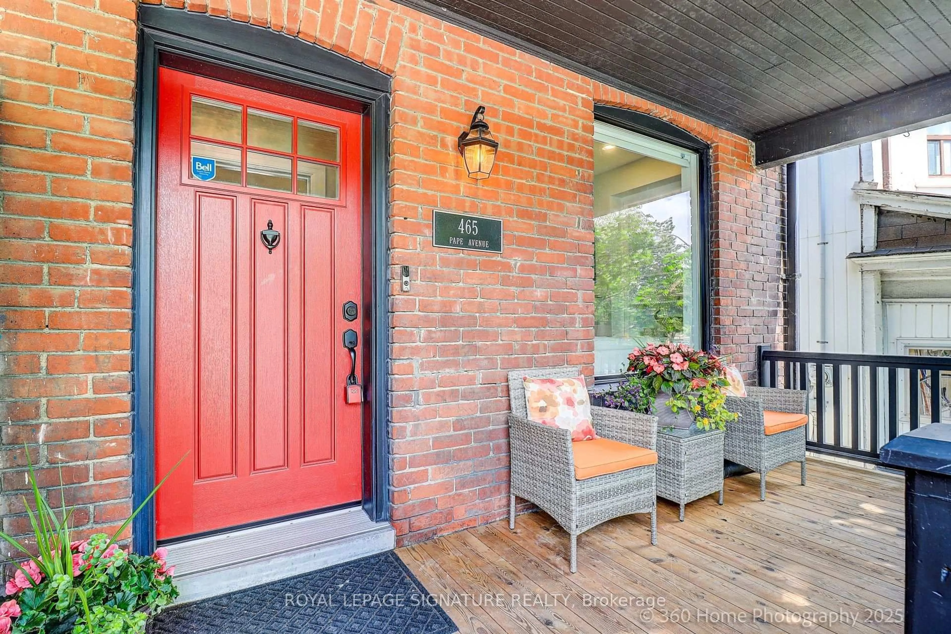 Indoor entryway for 465 Pape Ave, Toronto Ontario M4K 3P6