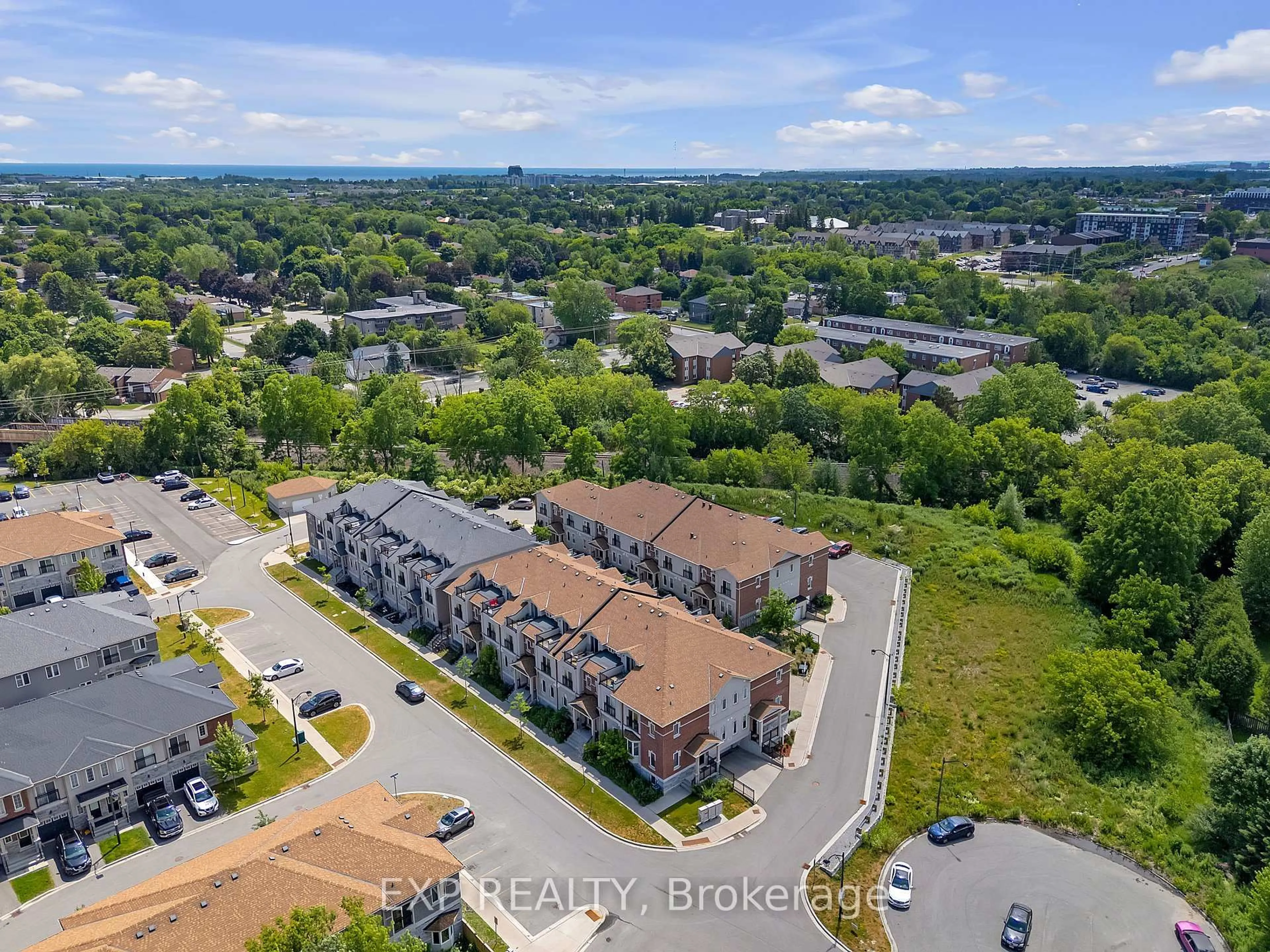 A pic from outside/outdoor area/front of a property/back of a property/a pic from drone, unknown for 1060 St. Hilda's Way, Whitby Ontario L1N 0L3