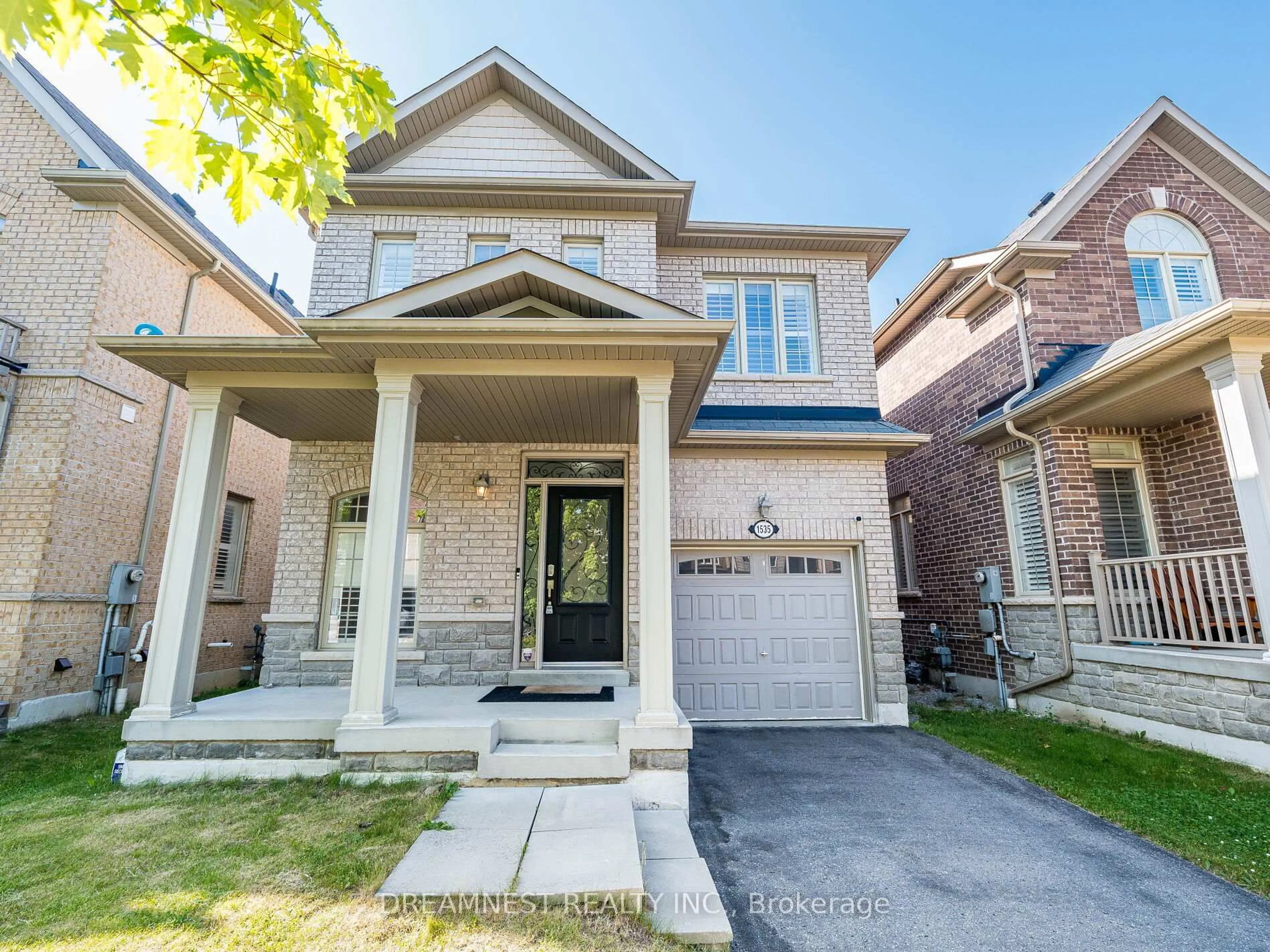 Home with brick exterior material, street for 1535 Winville Rd, Pickering Ontario L1X 0B8