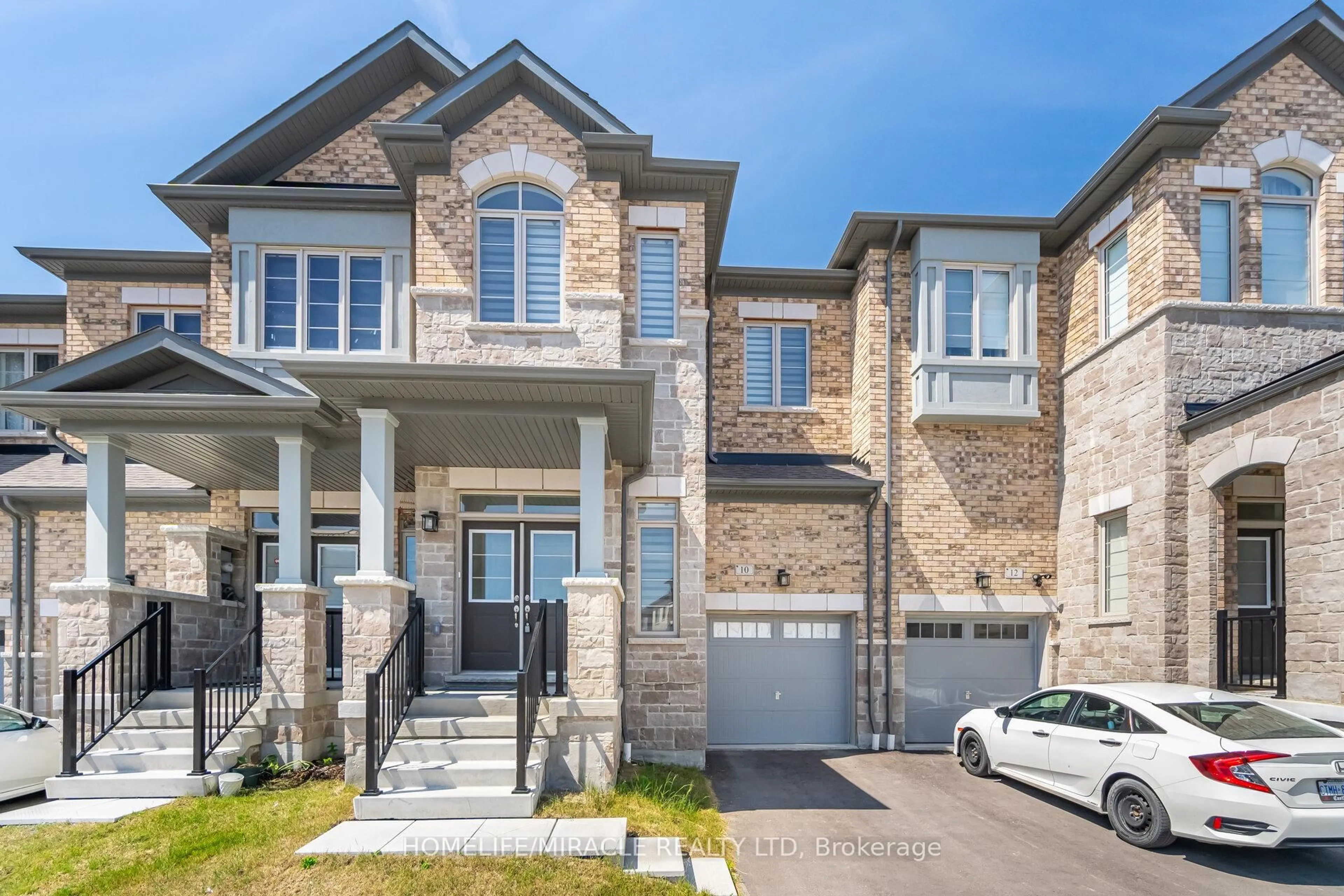 Home with brick exterior material, street for 10 Van Wart St, Whitby Ontario L1P 0P8