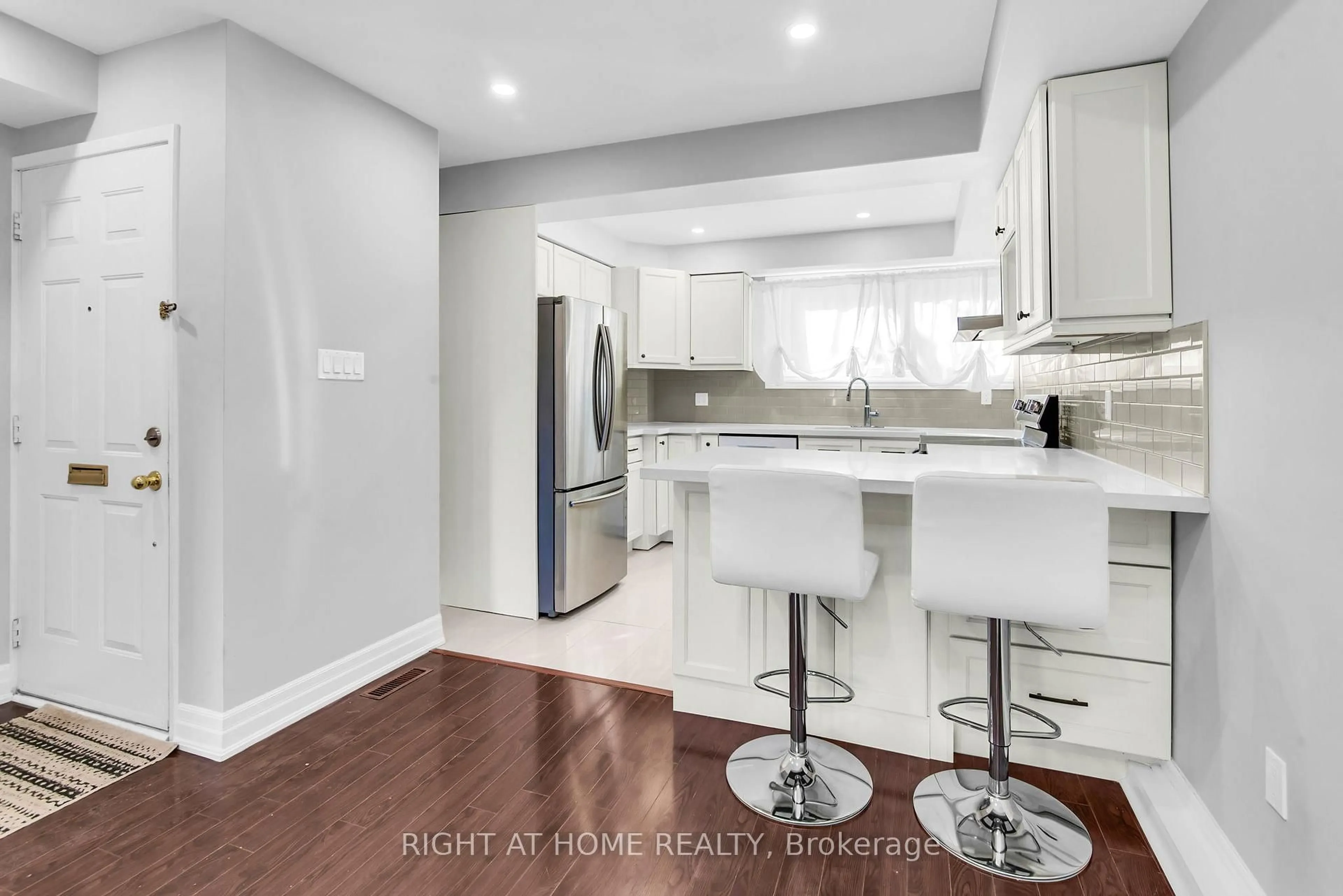 Open concept kitchen, unknown for 2716 St Clair Ave #13, Toronto Ontario M4B 1M6