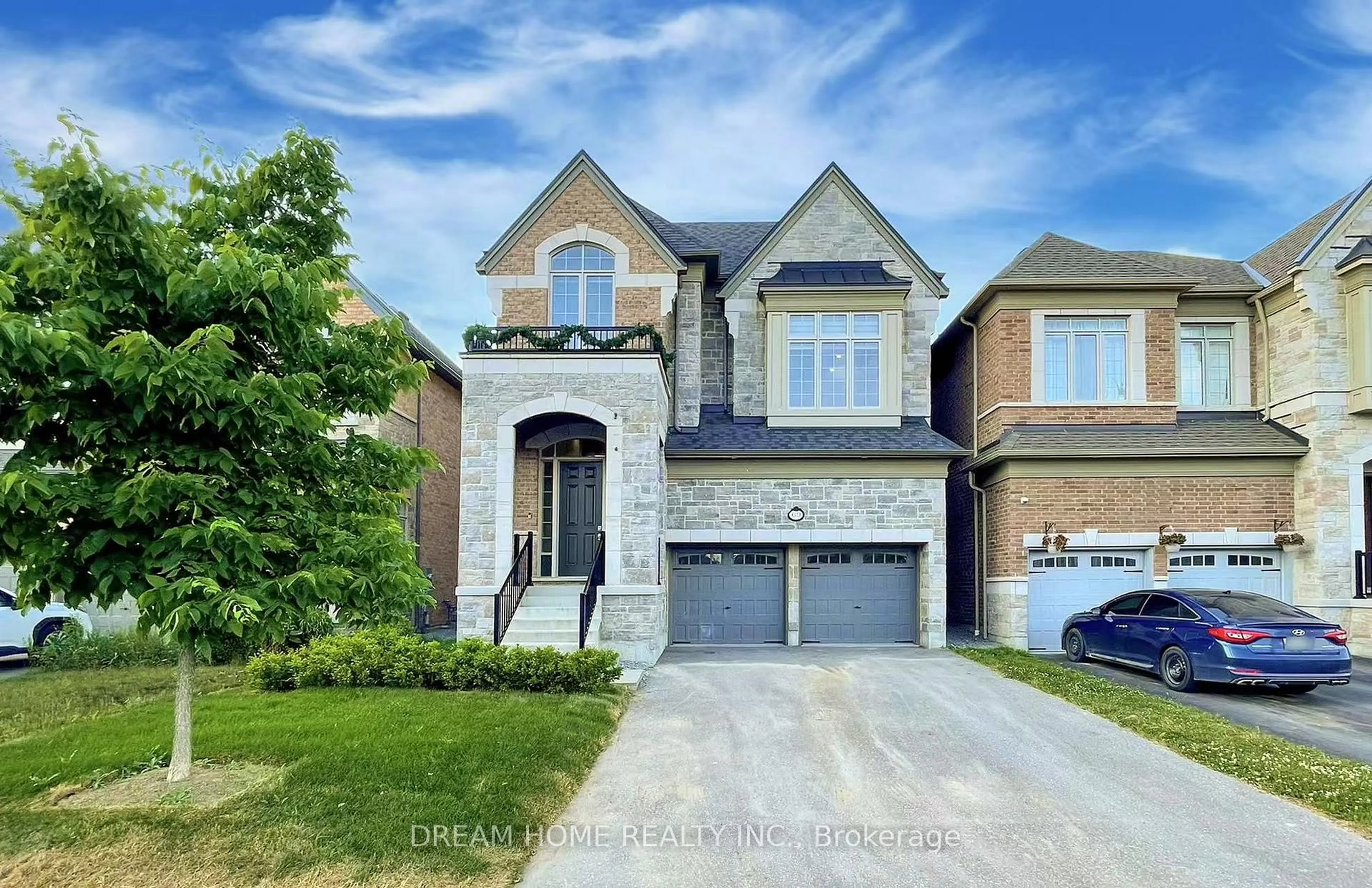 Home with brick exterior material, street for 69 Blenheim Circ, Whitby Ontario L1P 0E2