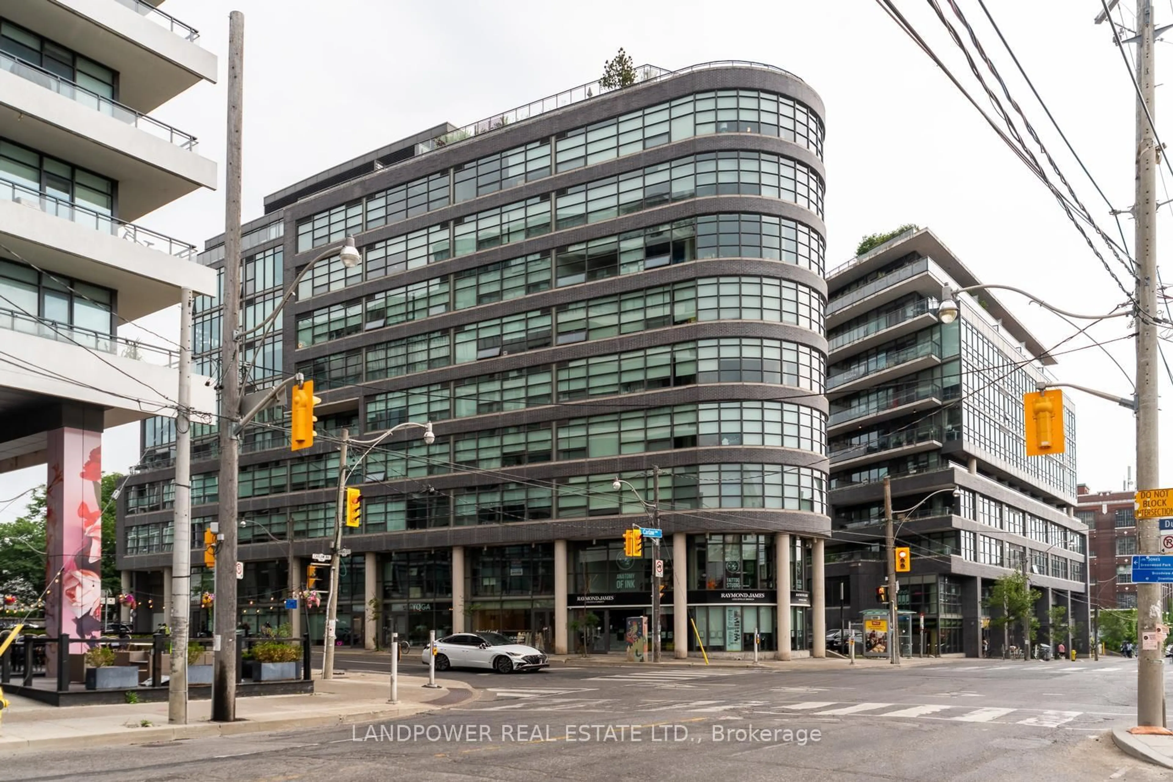 Unknown for 1201 Dundas St #302, Toronto Ontario M4M 1S2