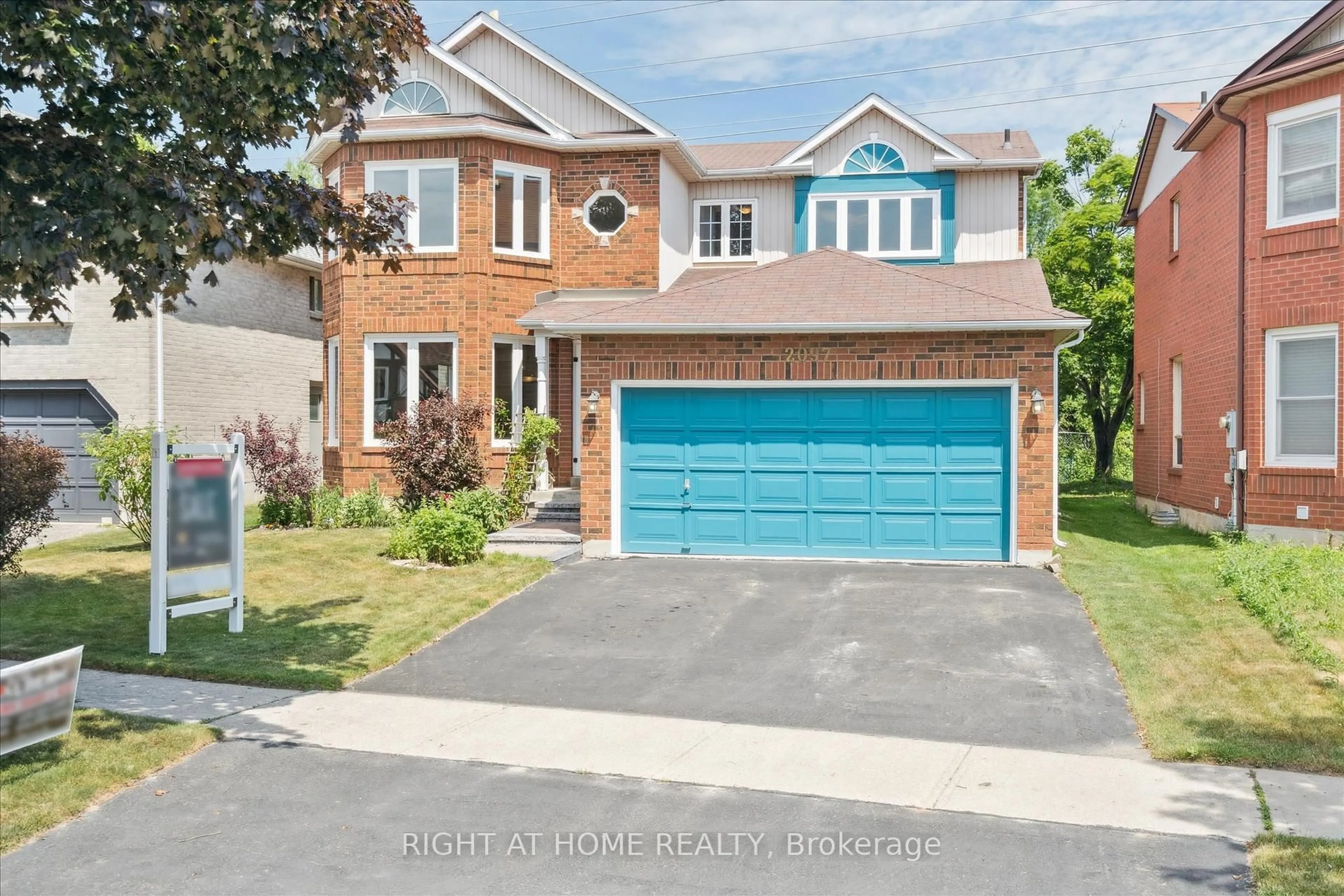Unknown for 2097 Lynn Heights Dr, Pickering Ontario L1X 2S1