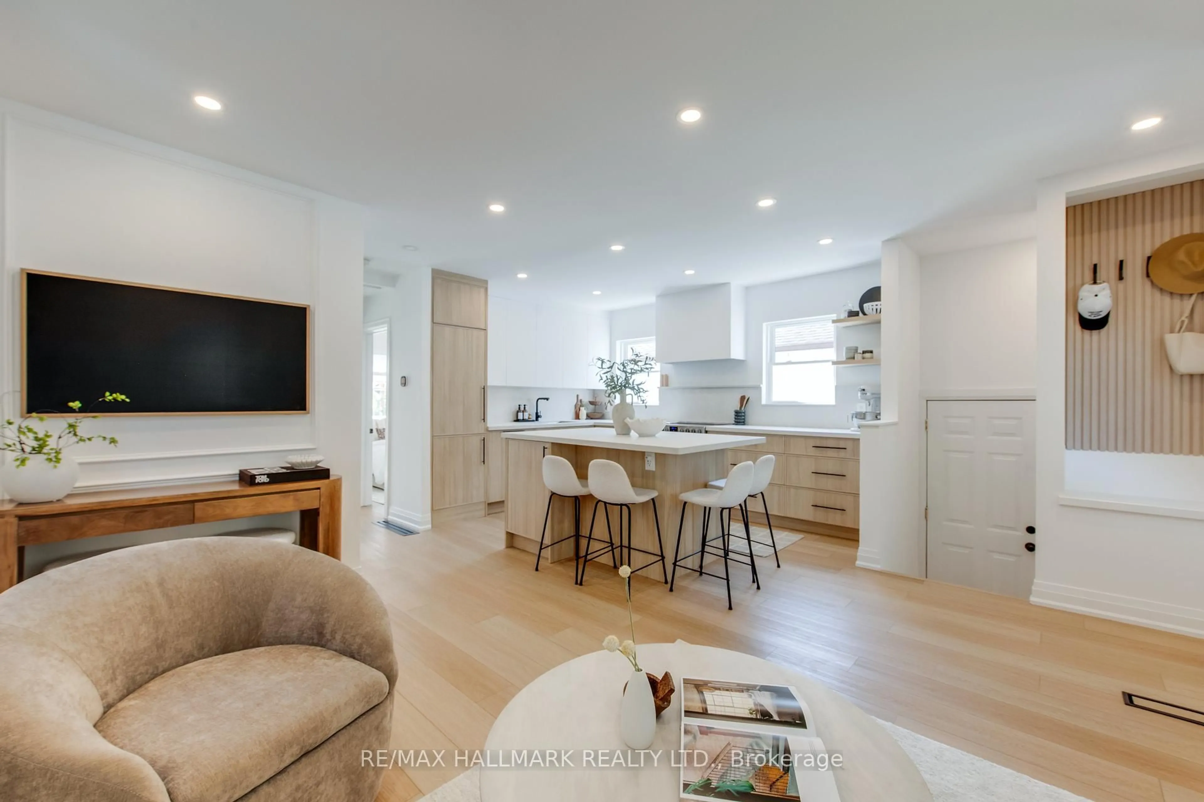 Open concept kitchen, unknown for 145 Dunington Dr, Toronto Ontario M1N 3E5