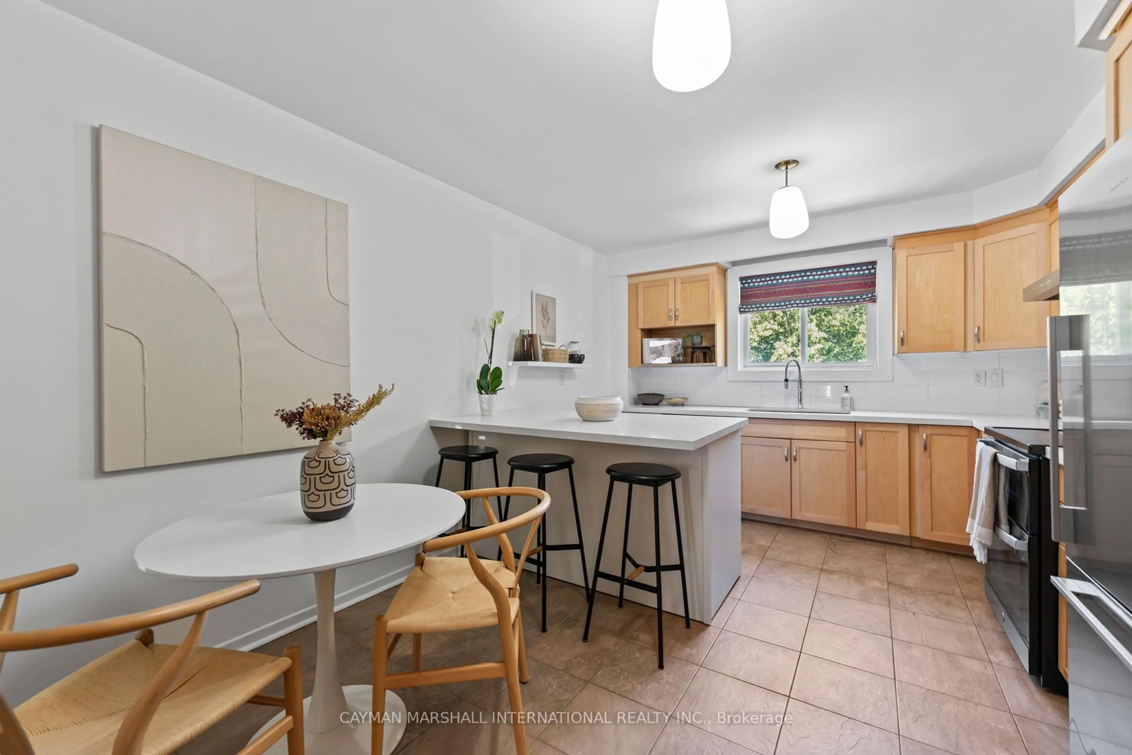 Standard kitchen, ceramic/tile floor for 467 Rhodes Ave, Toronto Ontario M4L 3A6