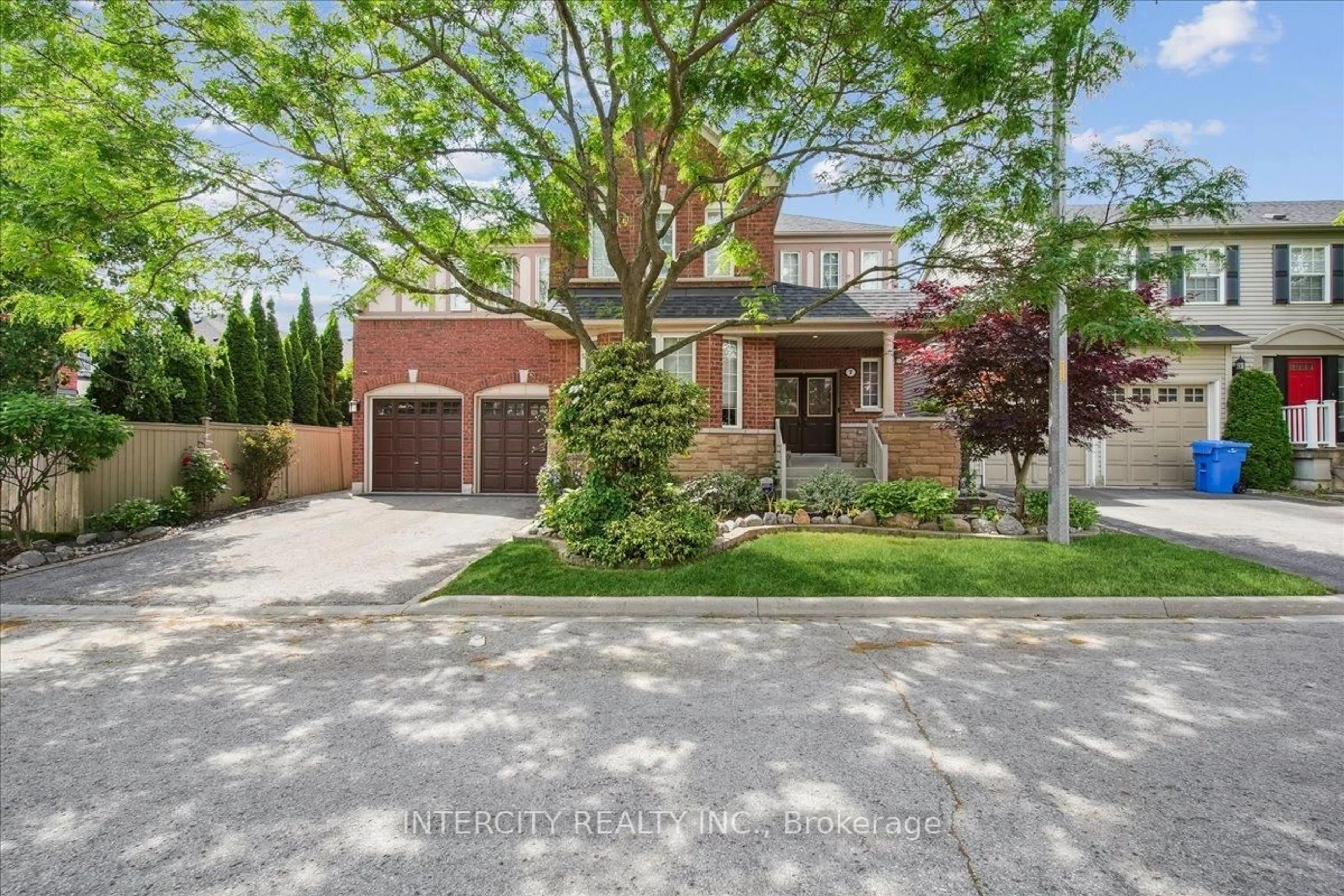 Home with brick exterior material, street for 7 Butterworth Dr, Ajax Ontario L1T 4W8