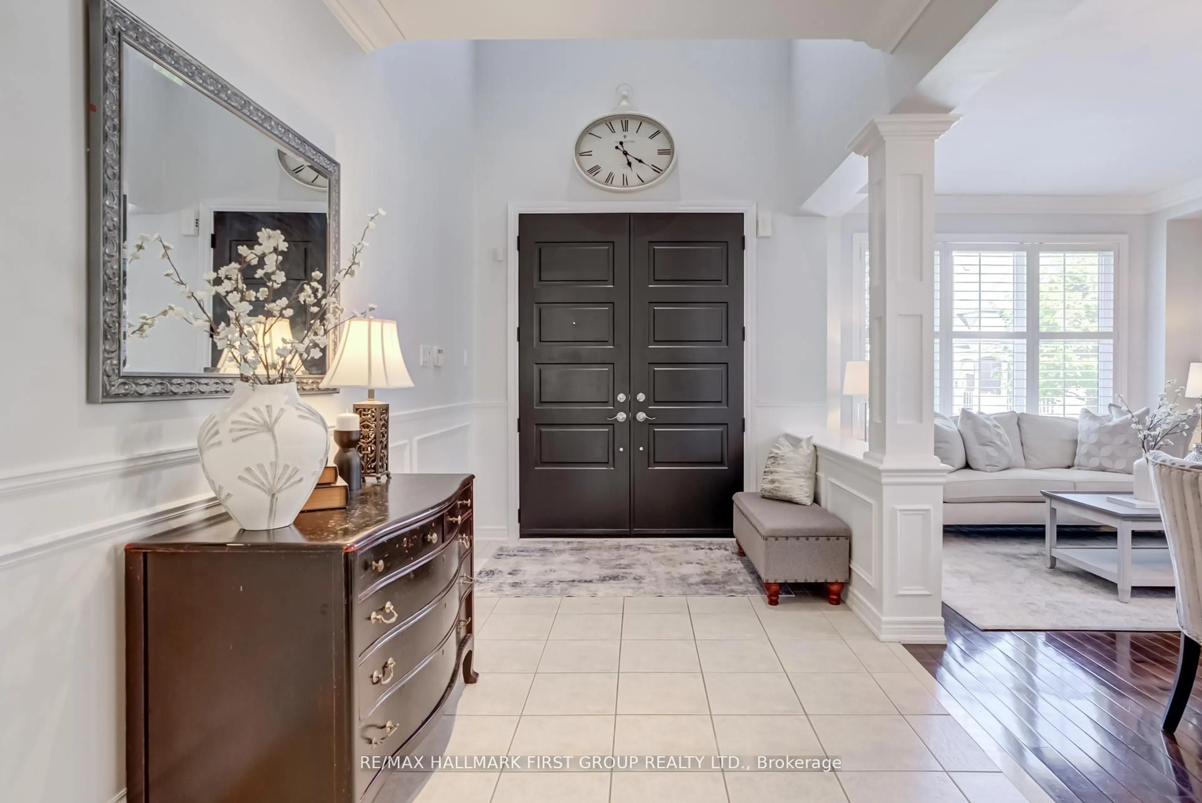 Indoor entryway for 59 Portelli Cres, Ajax Ontario L1Z 0C4
