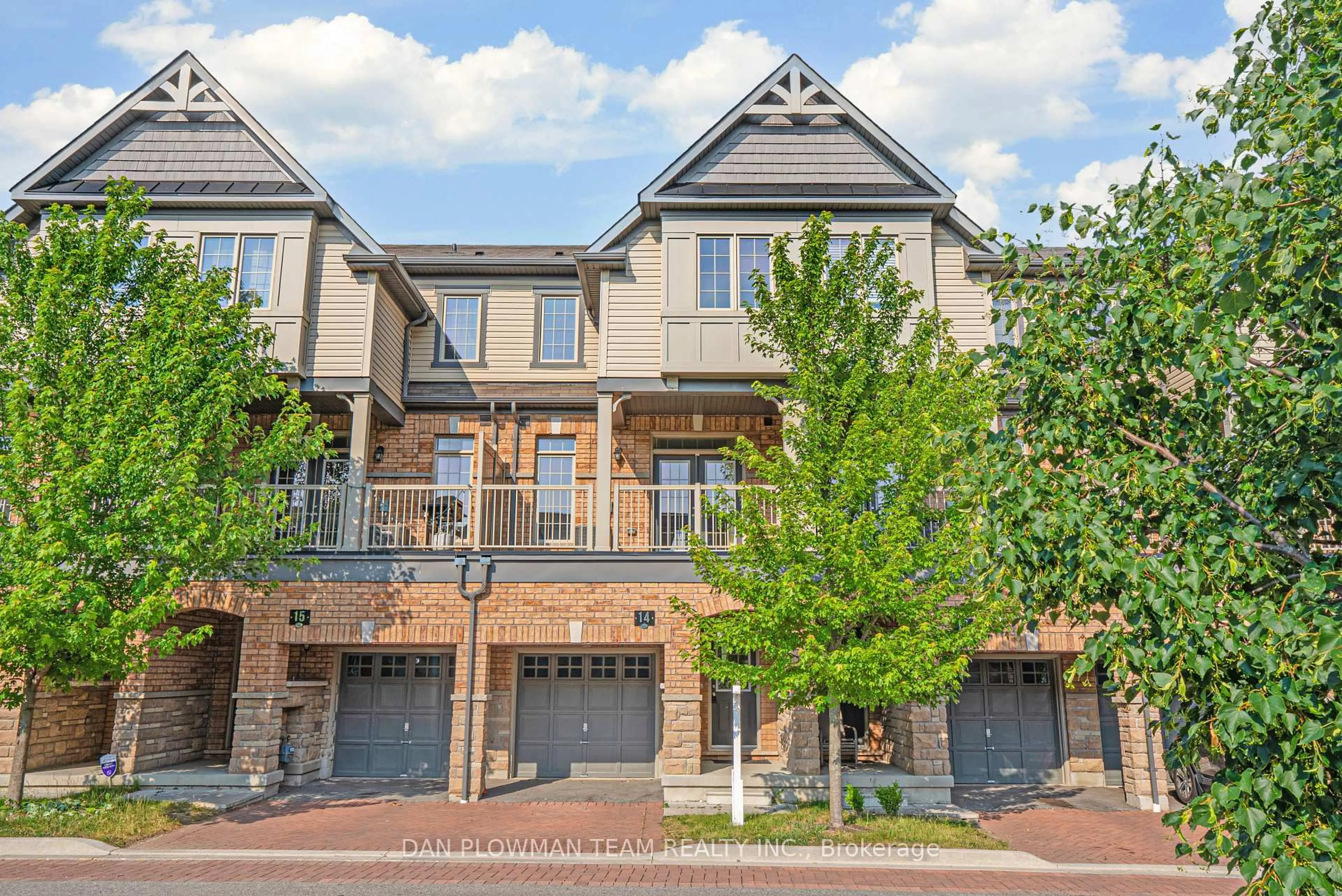 Home with brick exterior material, street for 285 Finch Ave #14, Pickering Ontario L1V 0E6