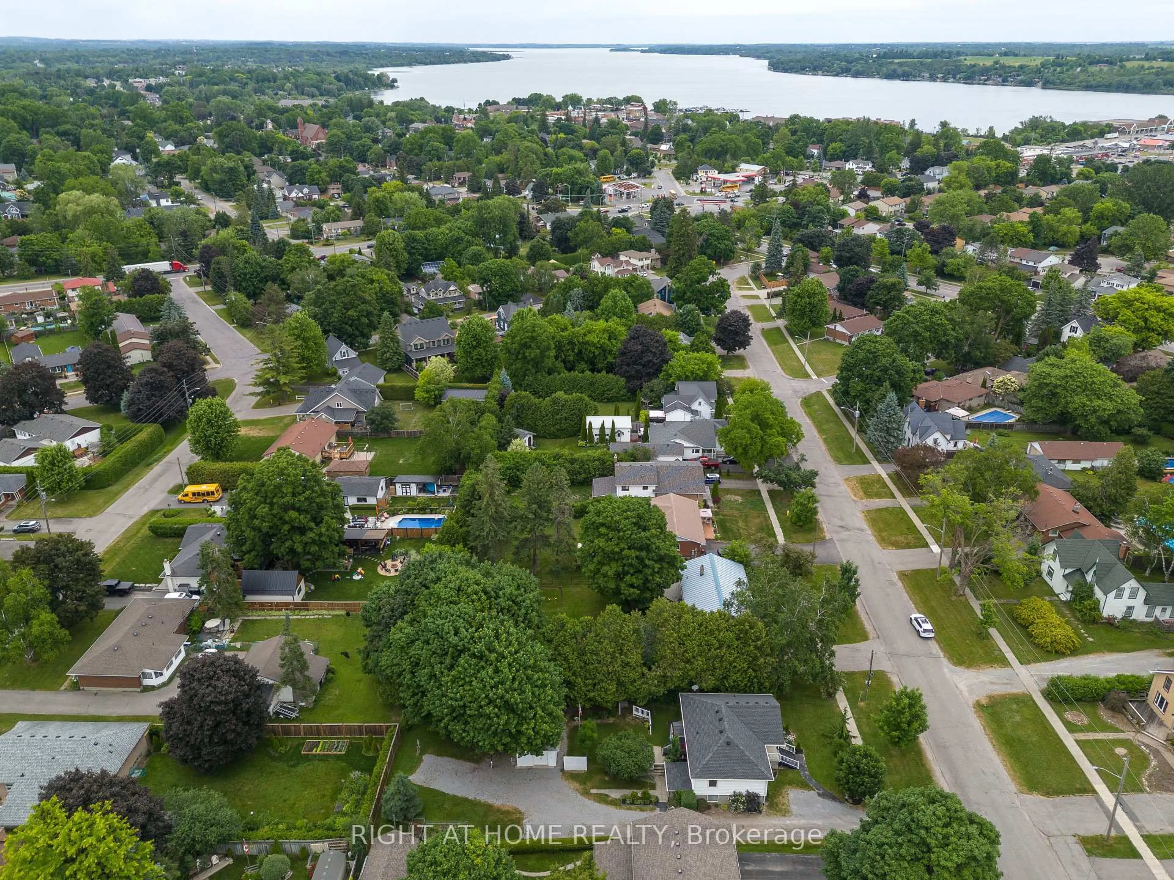 A pic from outside/outdoor area/front of a property/back of a property/a pic from drone, water/lake/river/ocean view for 100 Union Ave, Scugog Ontario L9L 1E6
