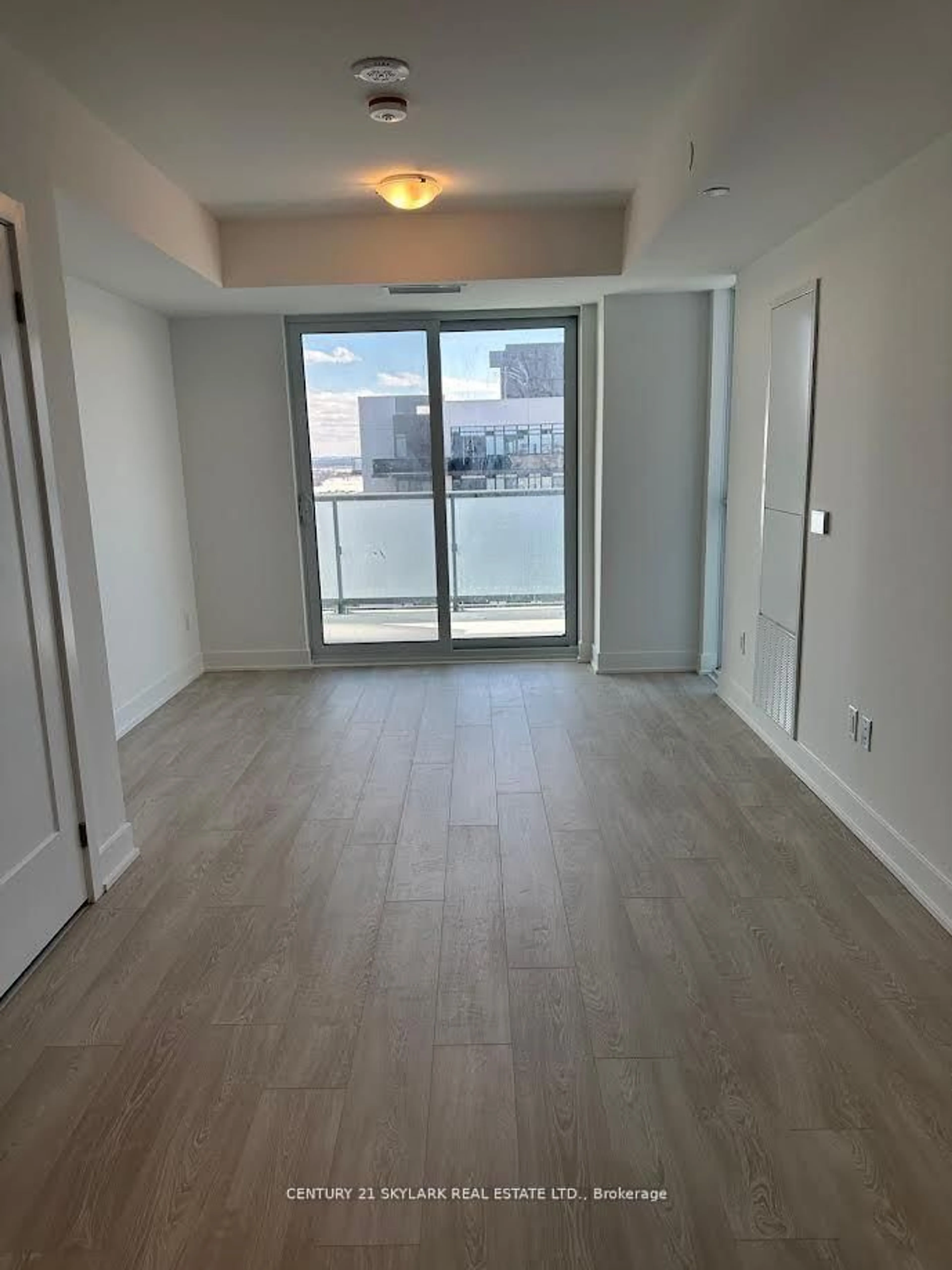 A pic of a room for 2545 Simcoe St #2616, Oshawa Ontario L1L 0W3