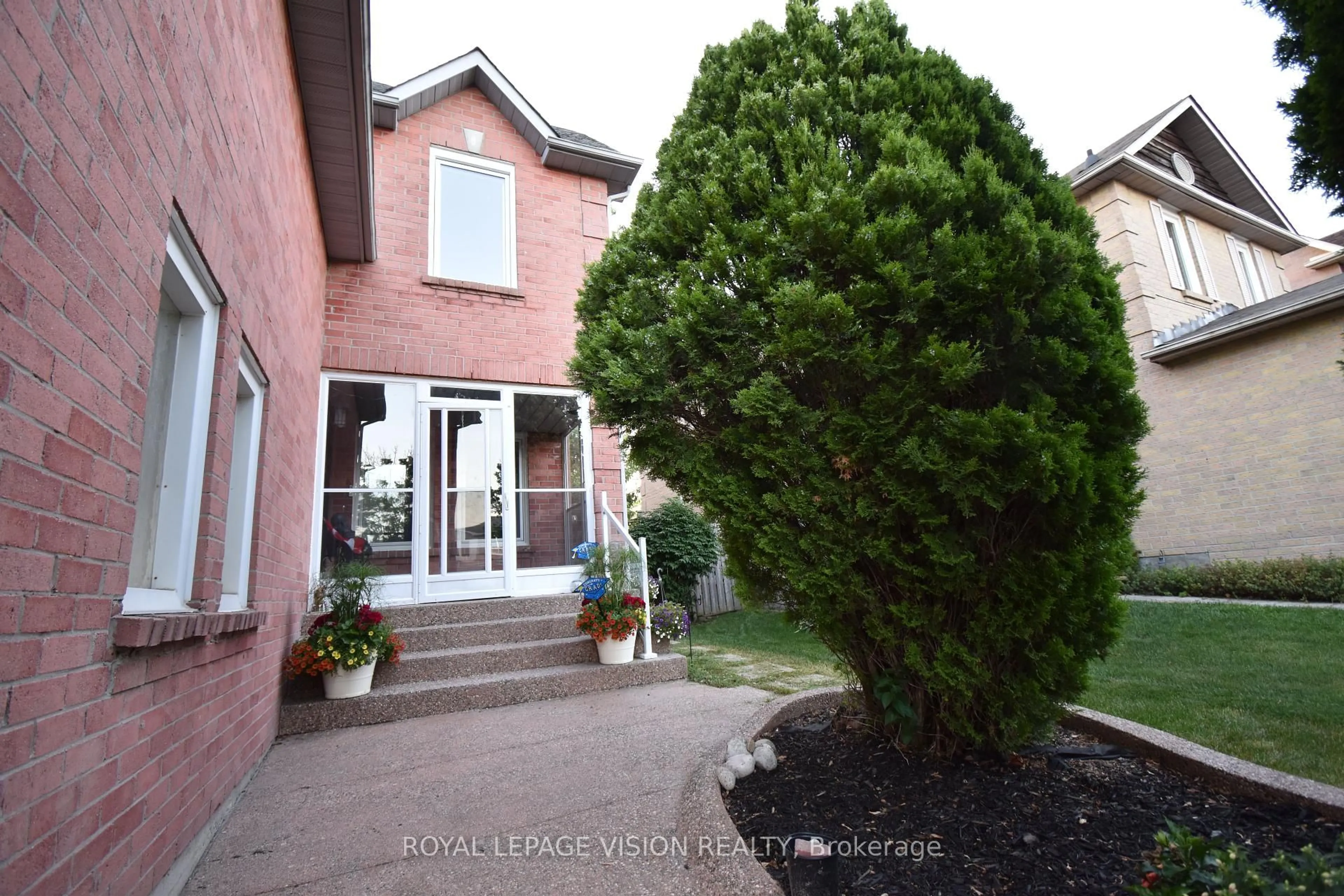 Unknown for 28 Valley Centre Dr, Toronto Ontario M1X 1K7